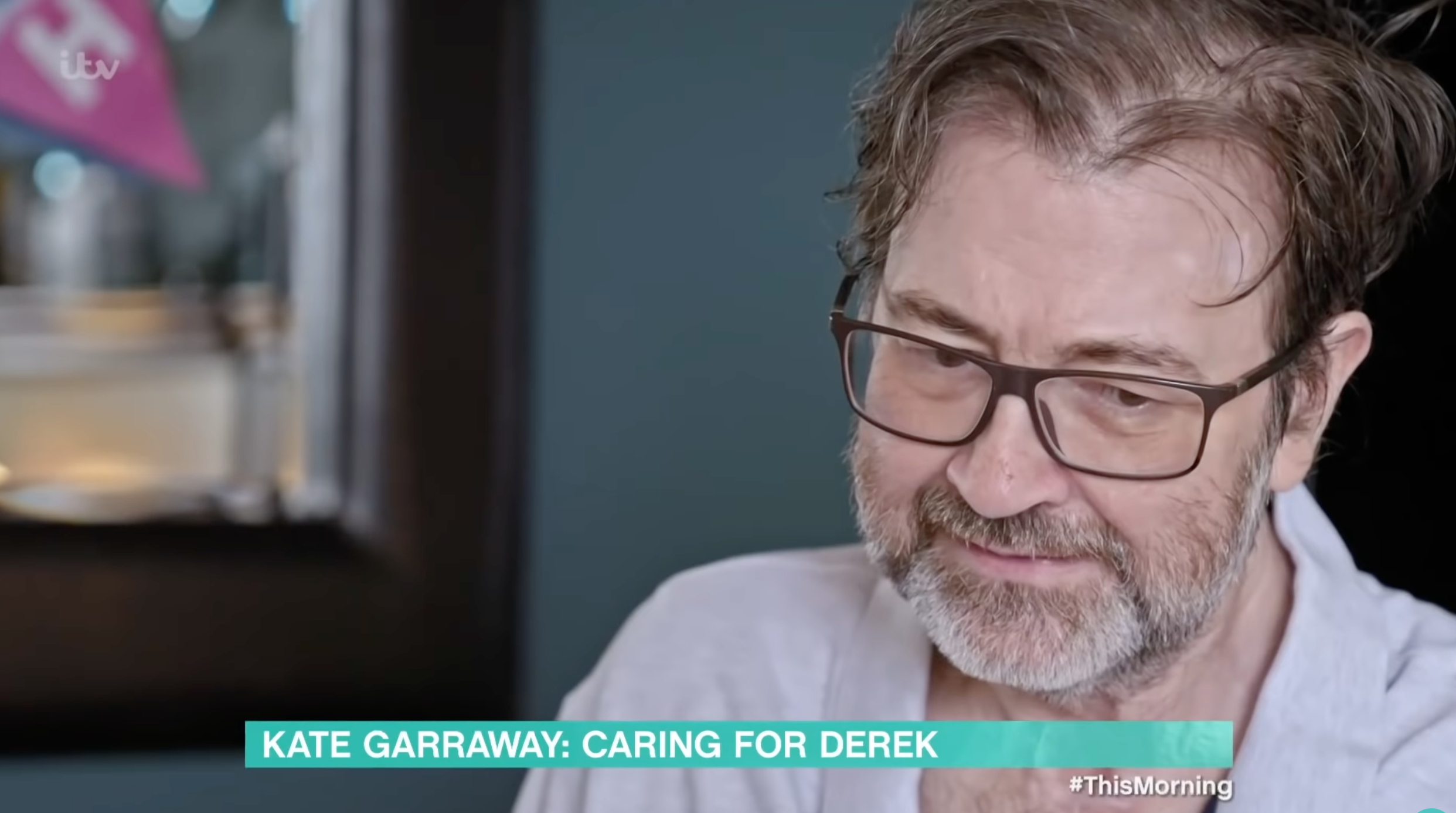 Derek Draper looking poorly at home