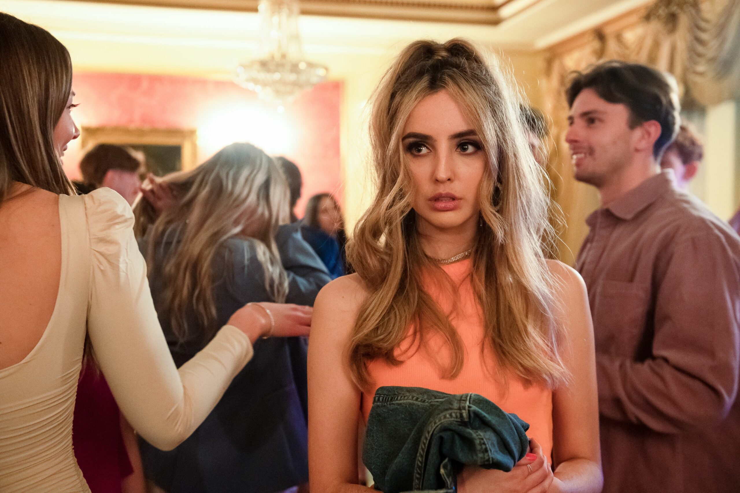 Laila Zaidi plays Asma