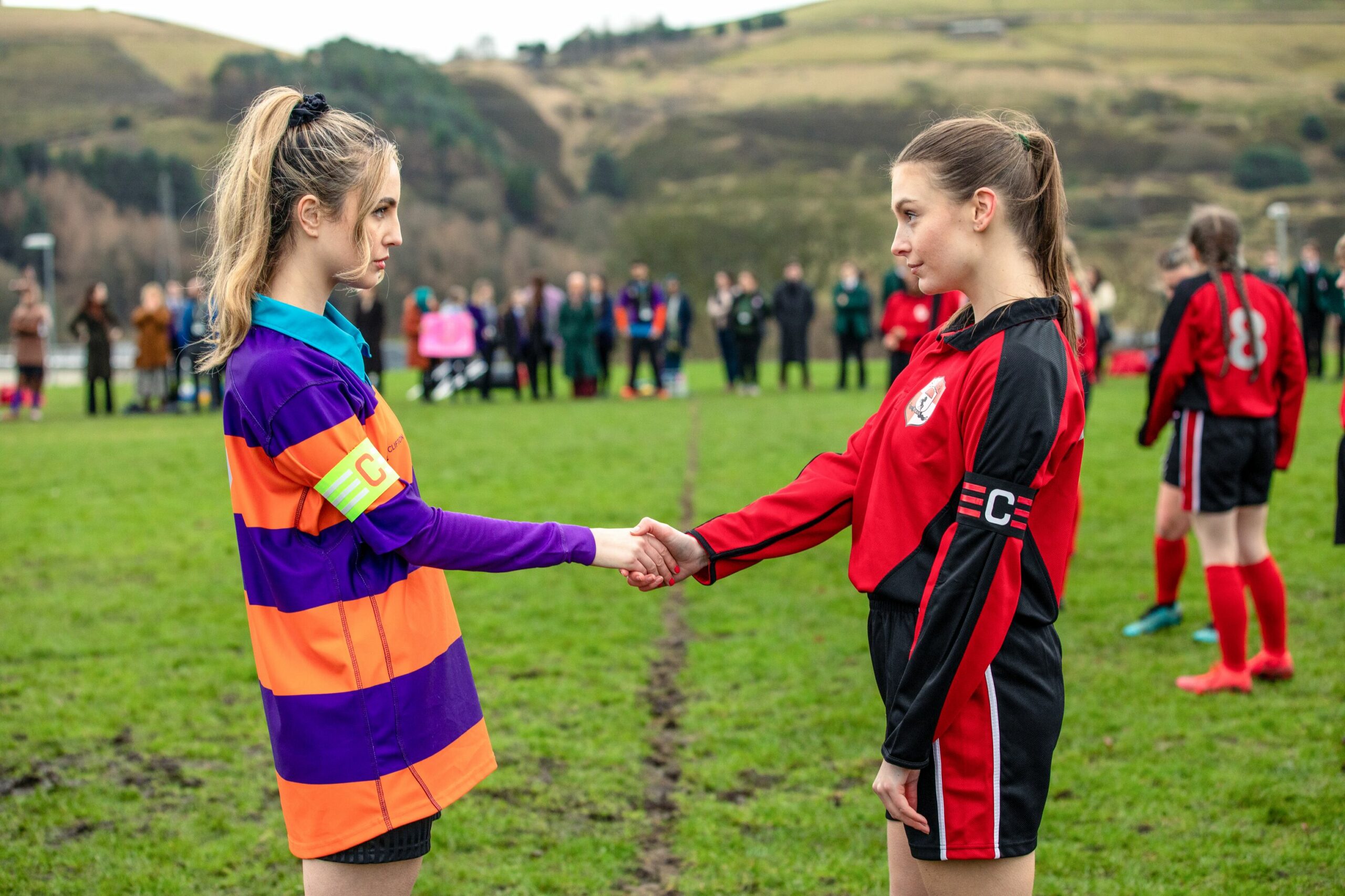 MARINA (MEGAN MORGAN), XANTHE (TARA BREWIN)