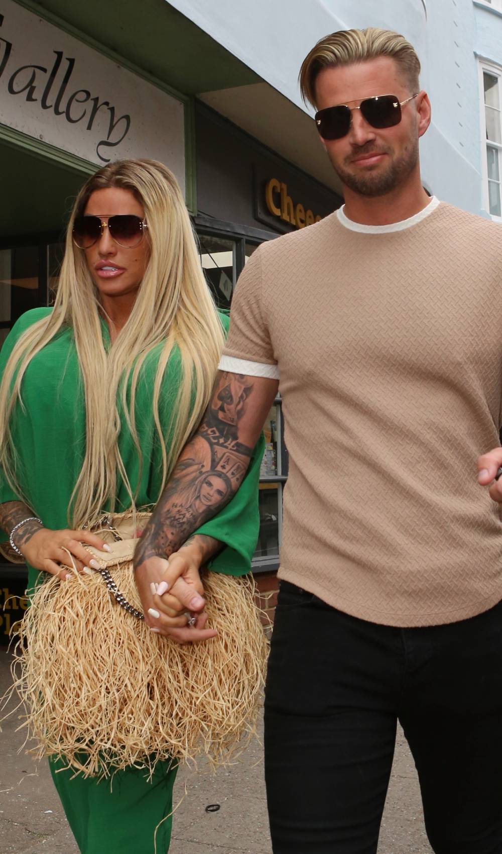 Katie Price leaves Lewes Crown Court with Carl Woods