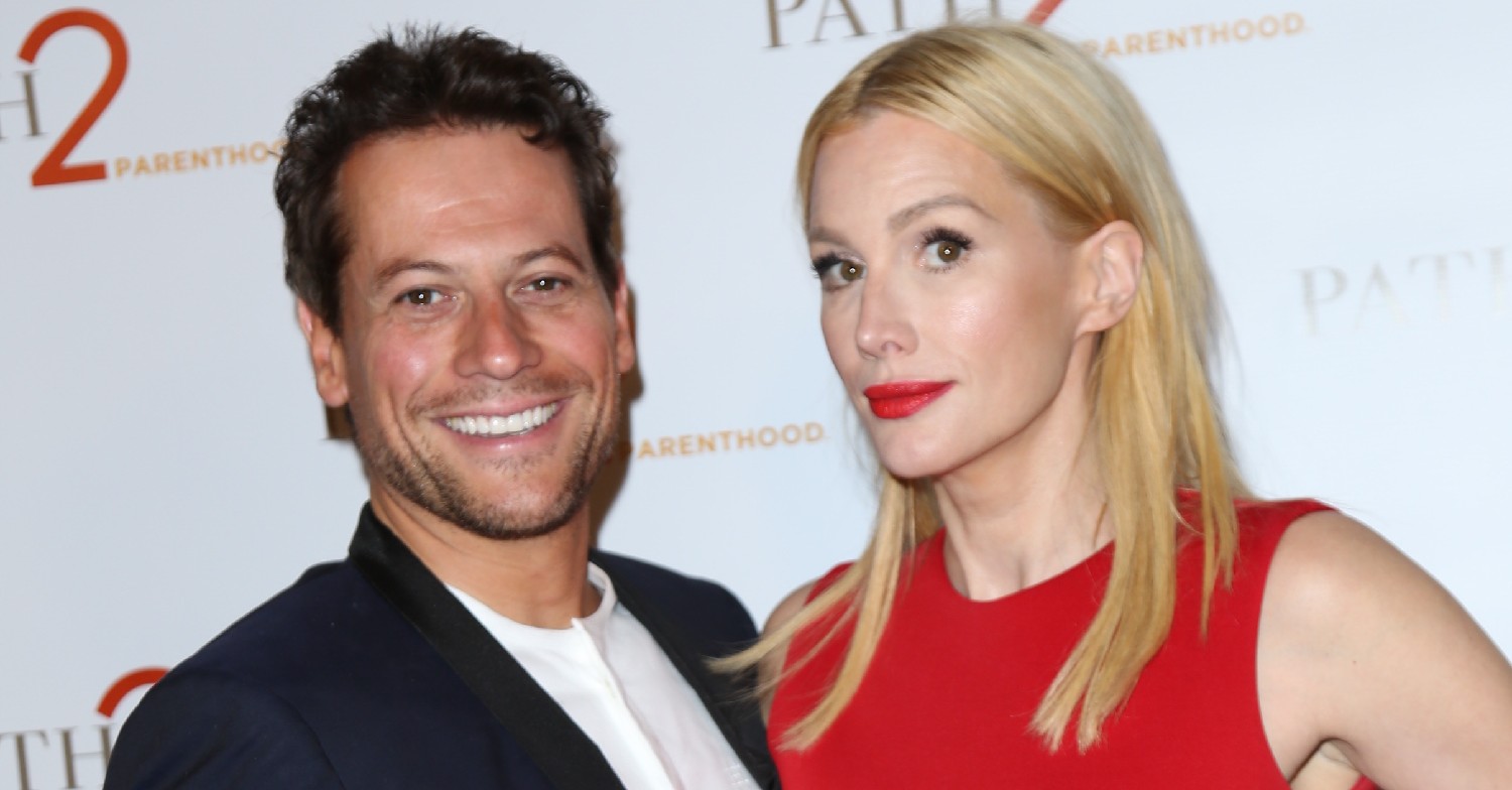 Ioan Gruffudd and Alice Evans pose together at event