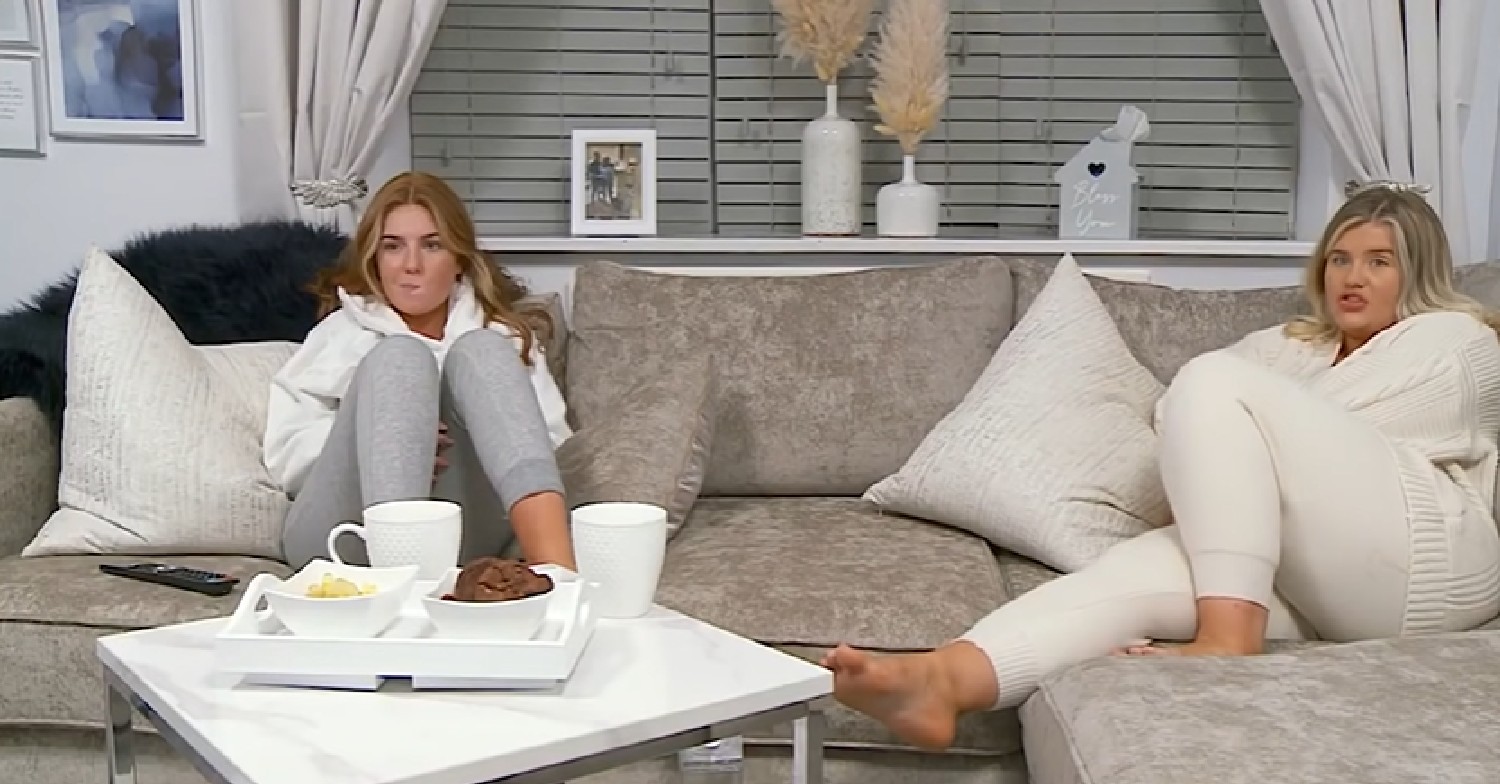 Abbie Lynn and Georgia Bell sitting on sofa on Gogglebox