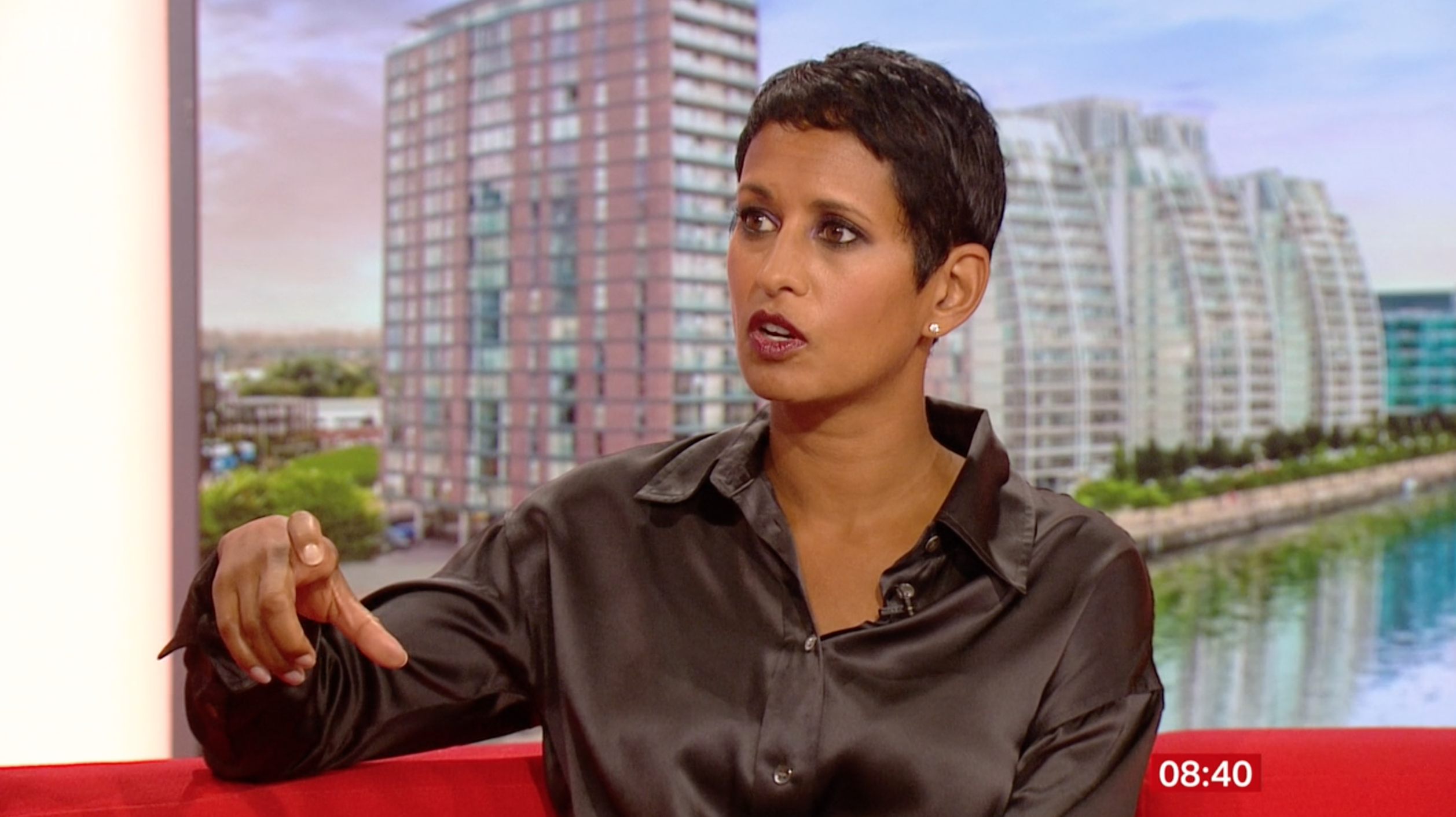 Naga Munchetty wearing a dress in BBC Breakfast today