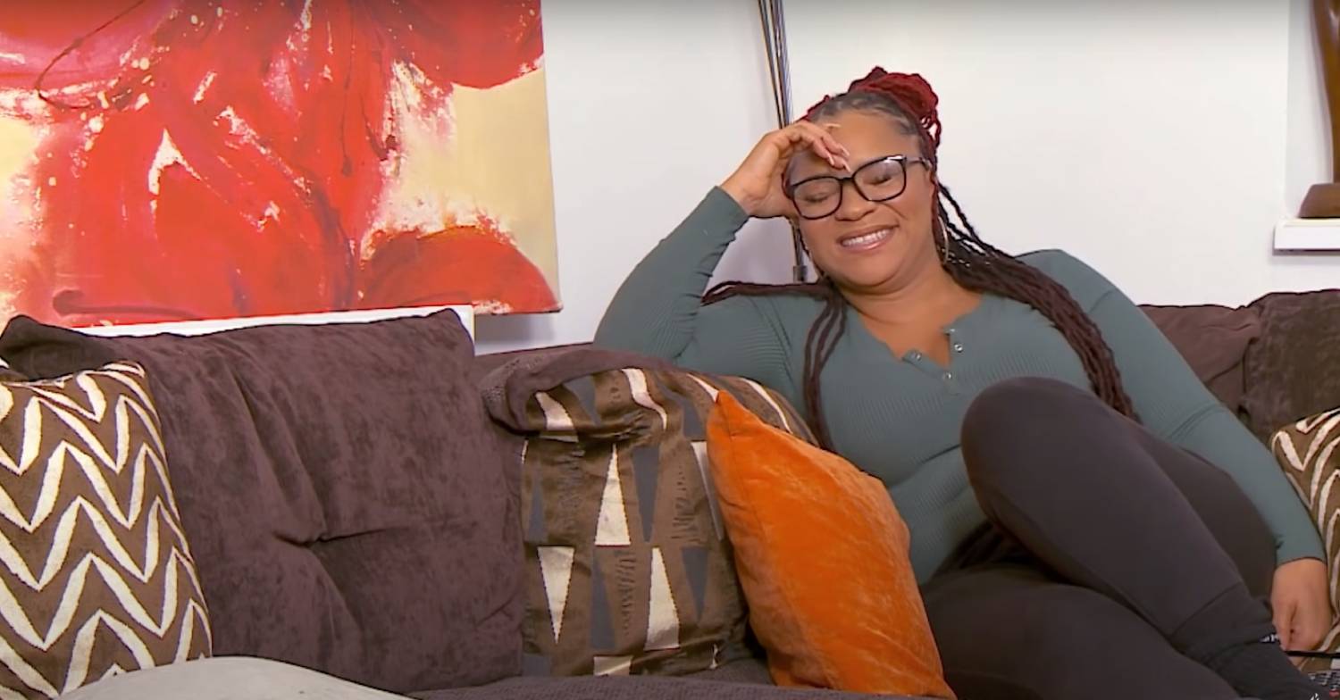 Gogglebox star Mica chuckles away on the sofa