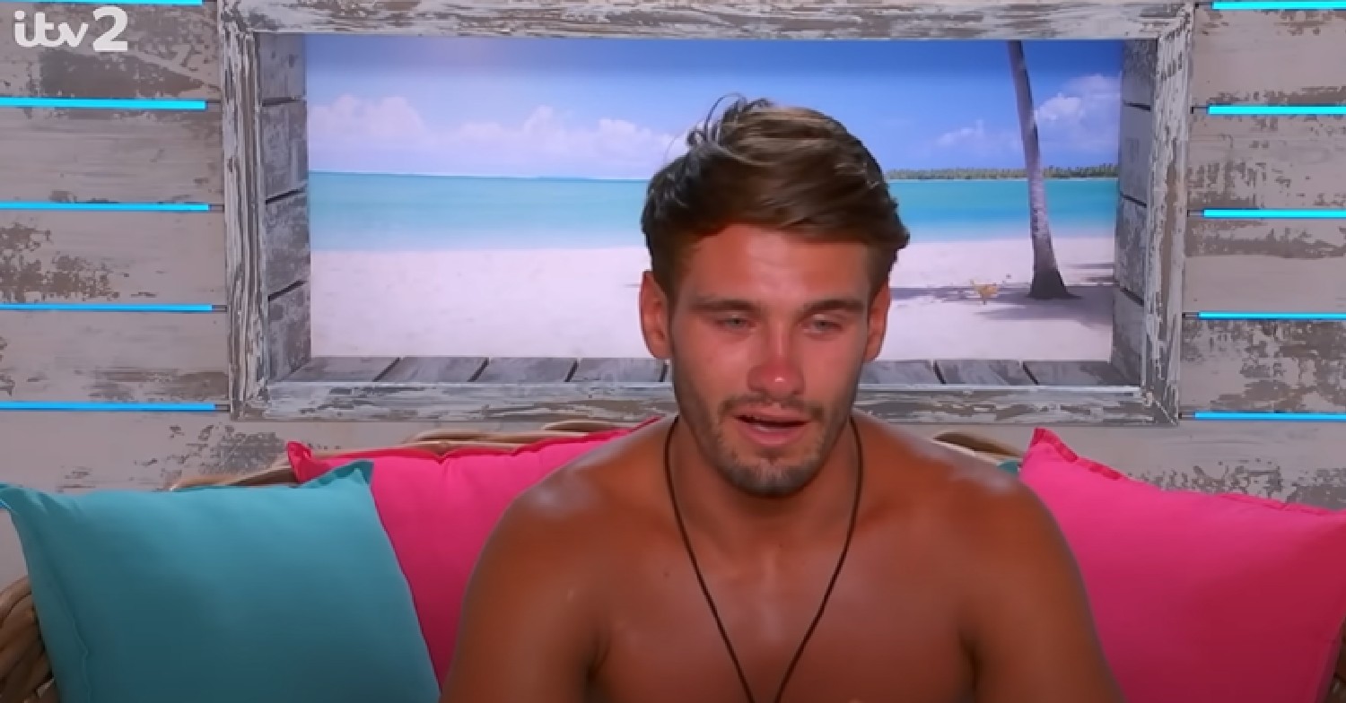 Jacques tearful in Beach Hut on Love Island
