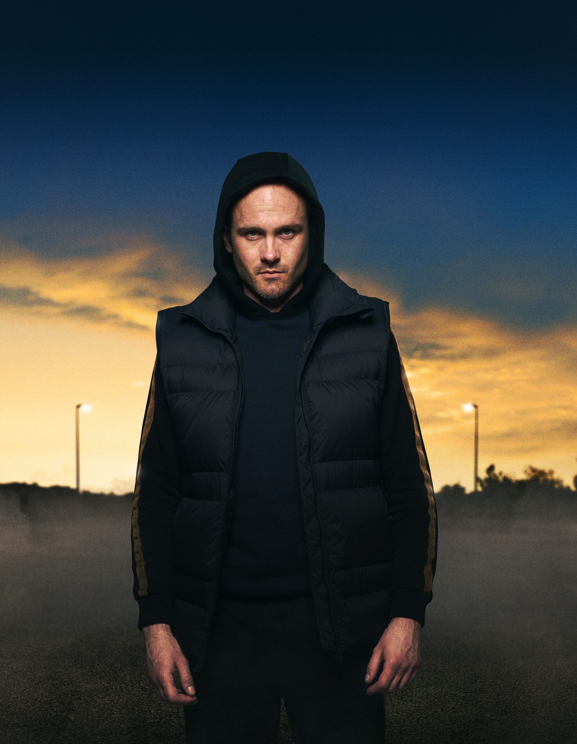 Witness Number 3 cast Who stars