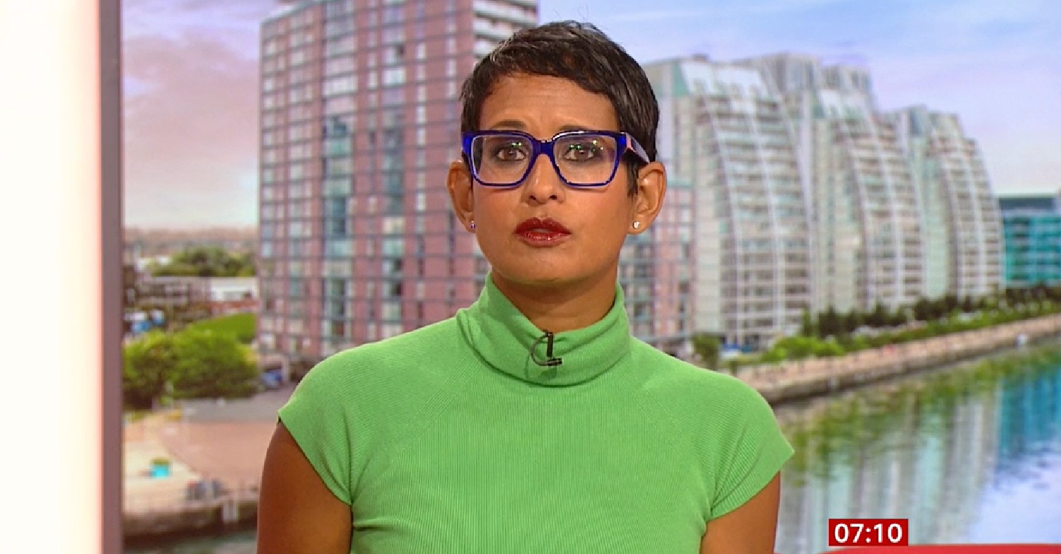 Naga Munchetty in green top and glasses on BBC Breakfast today