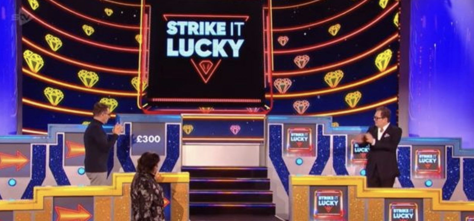 Alan Carr Epic Gameshow Strike It Lucky