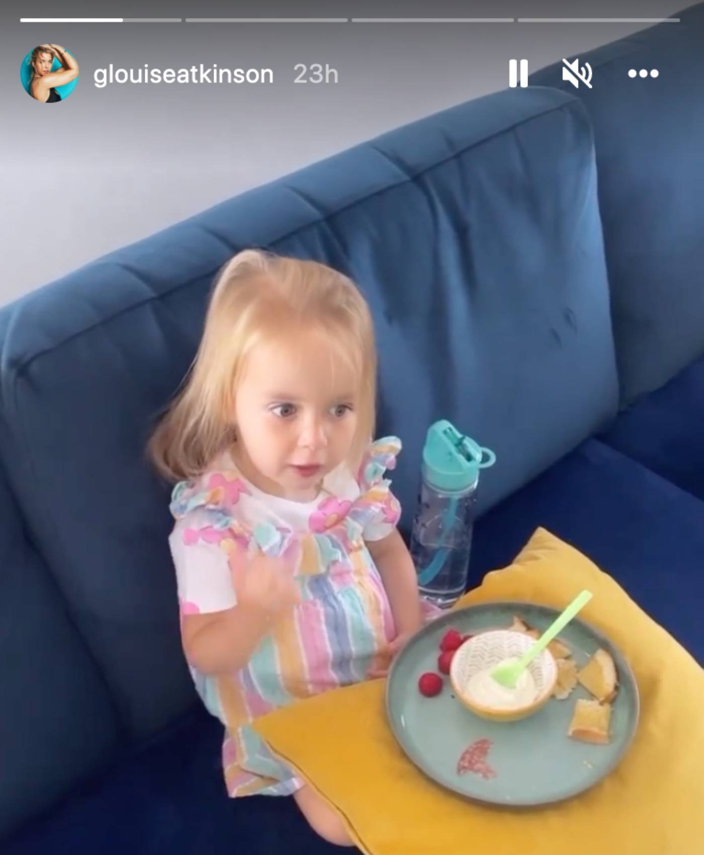Gemma Atkinson daughter Mia eats her breakfast