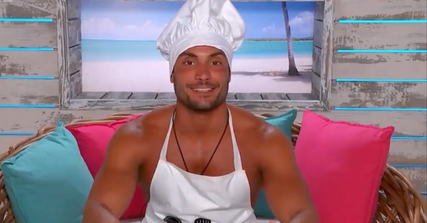 Davide in a chef hat on Love Island 2022