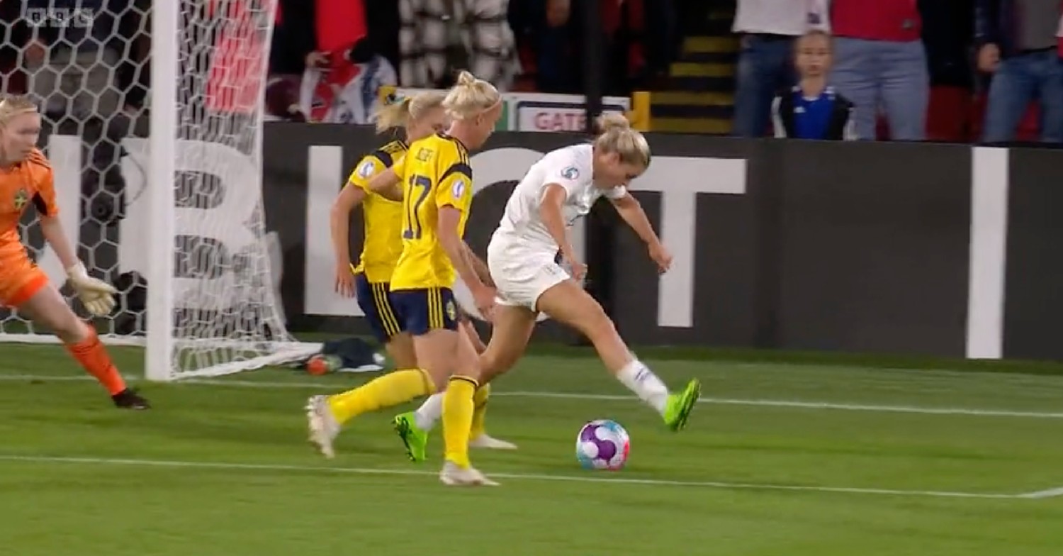 Alessia Russo backheeling the ball during England's game against Sweden