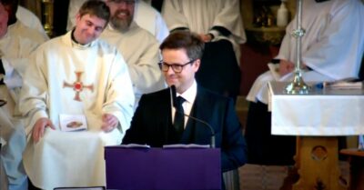 Declan Donnelly speaking at his brother's funeral