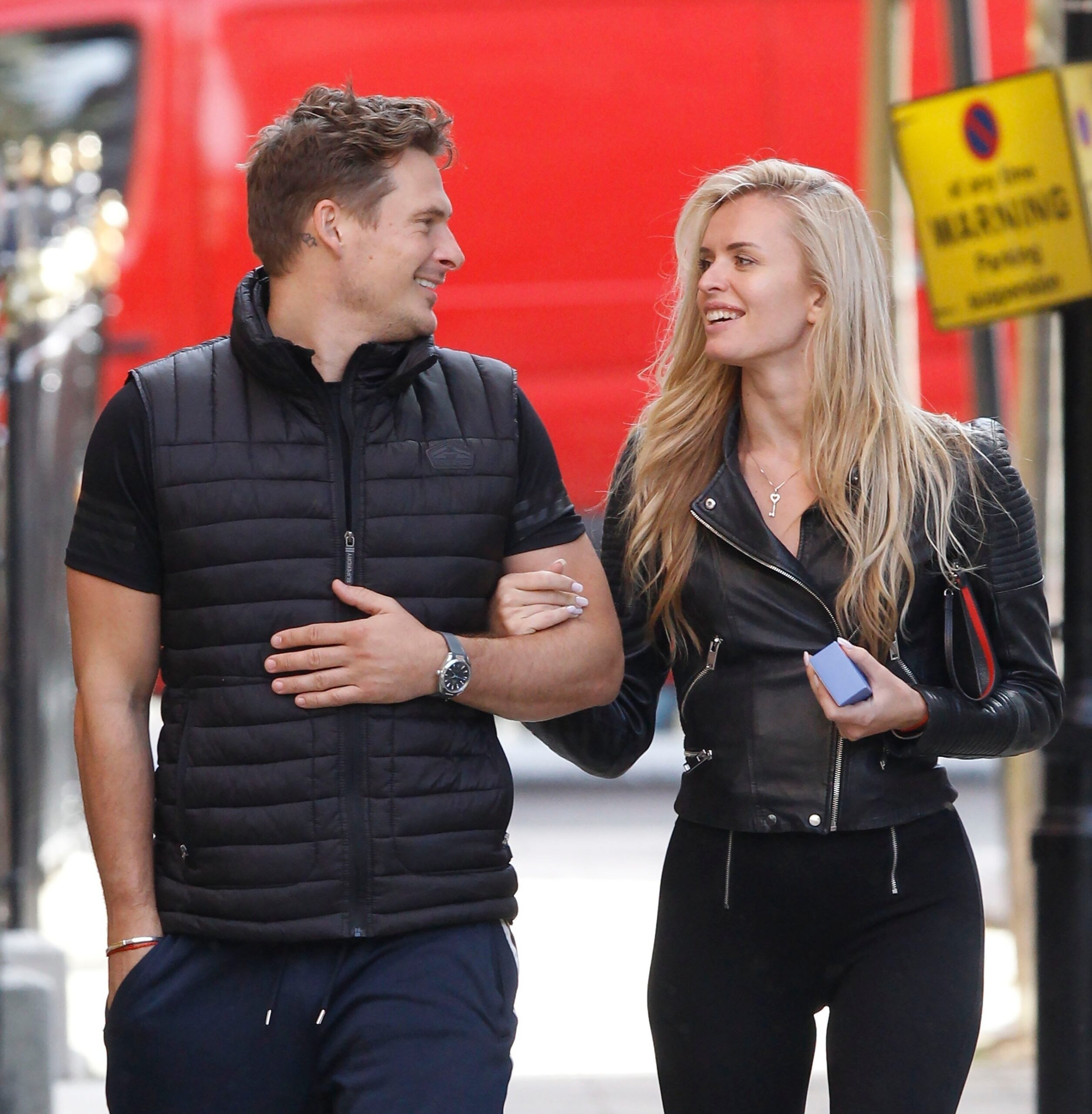 Lee Ryan chatting to Nadiya Bychkova