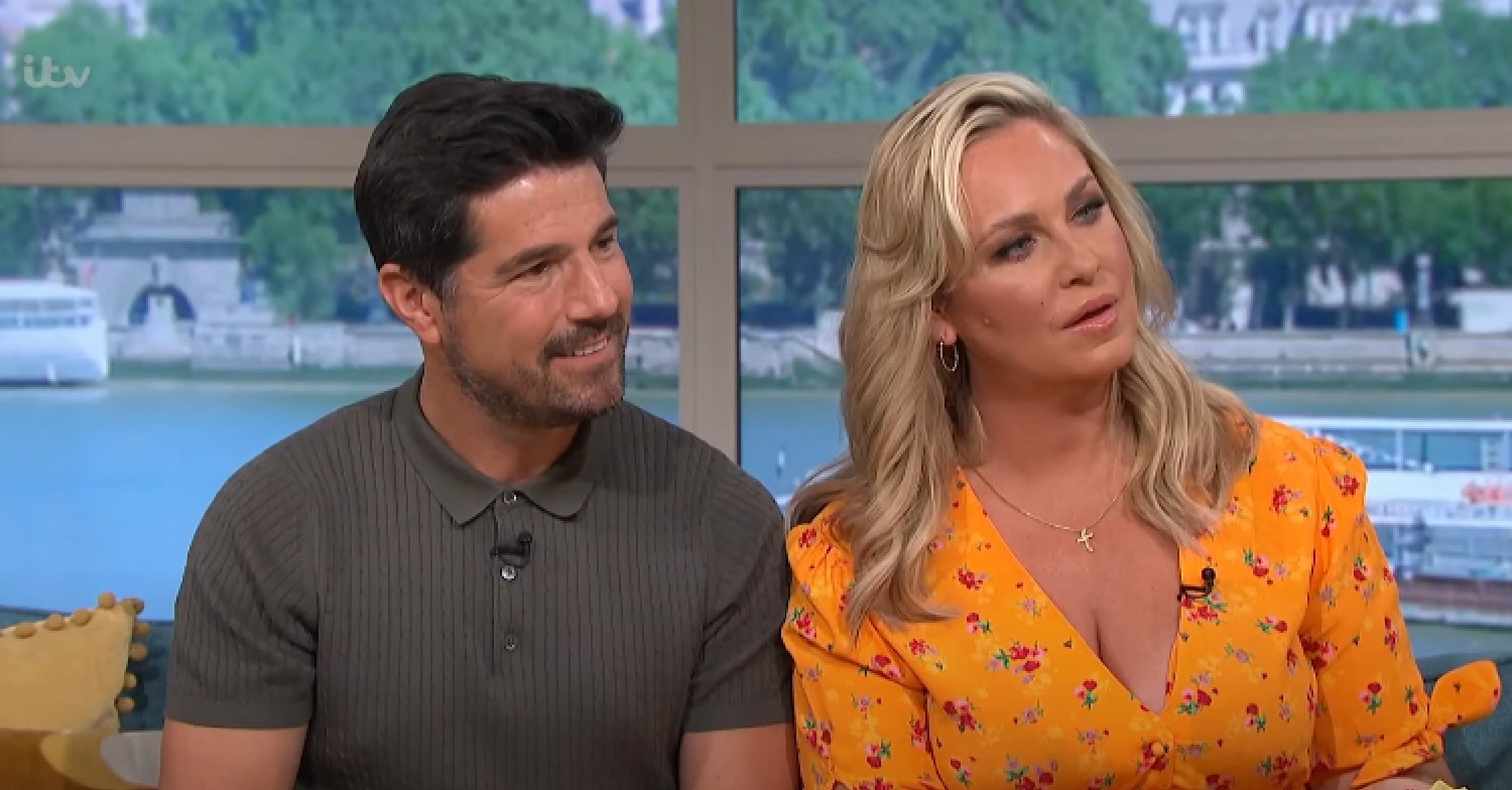 Craig Doyle and Josie Gibson speaking to a guest on This Morning today