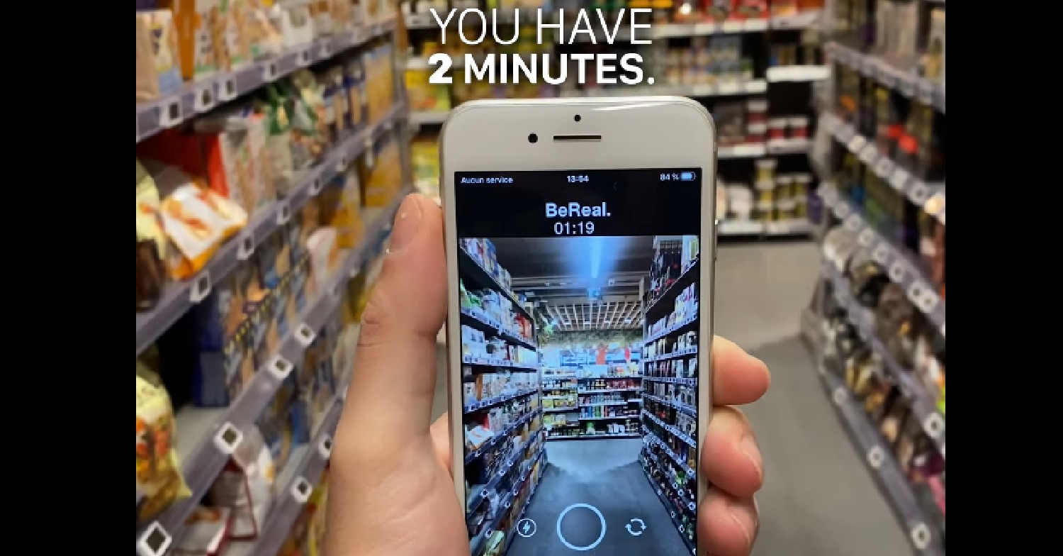 Person's phone using the BeReal app