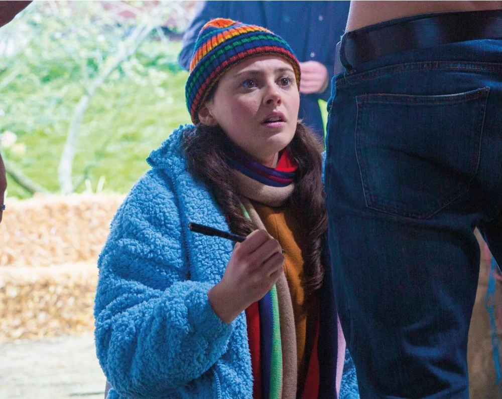 Jodie Tyack as Toni Gilmour in Agatha Raisin As the Pig Turns