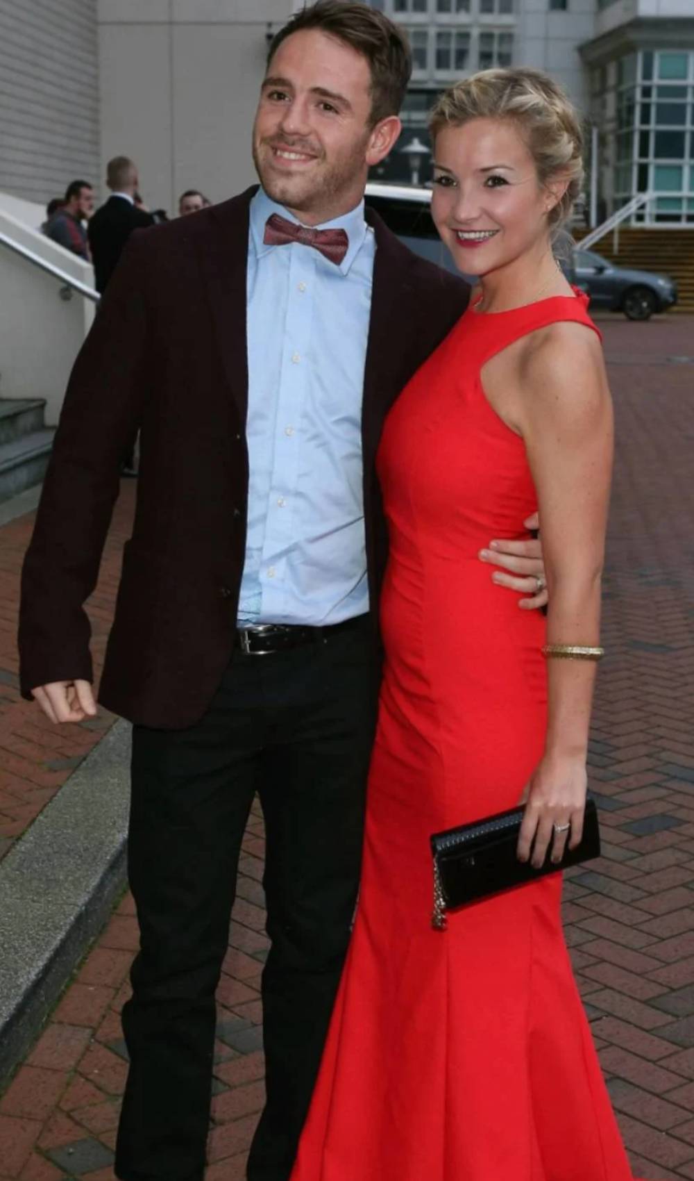 Strictly 2022 star Helen Skelton poses for the cameras with husband Richie Myler