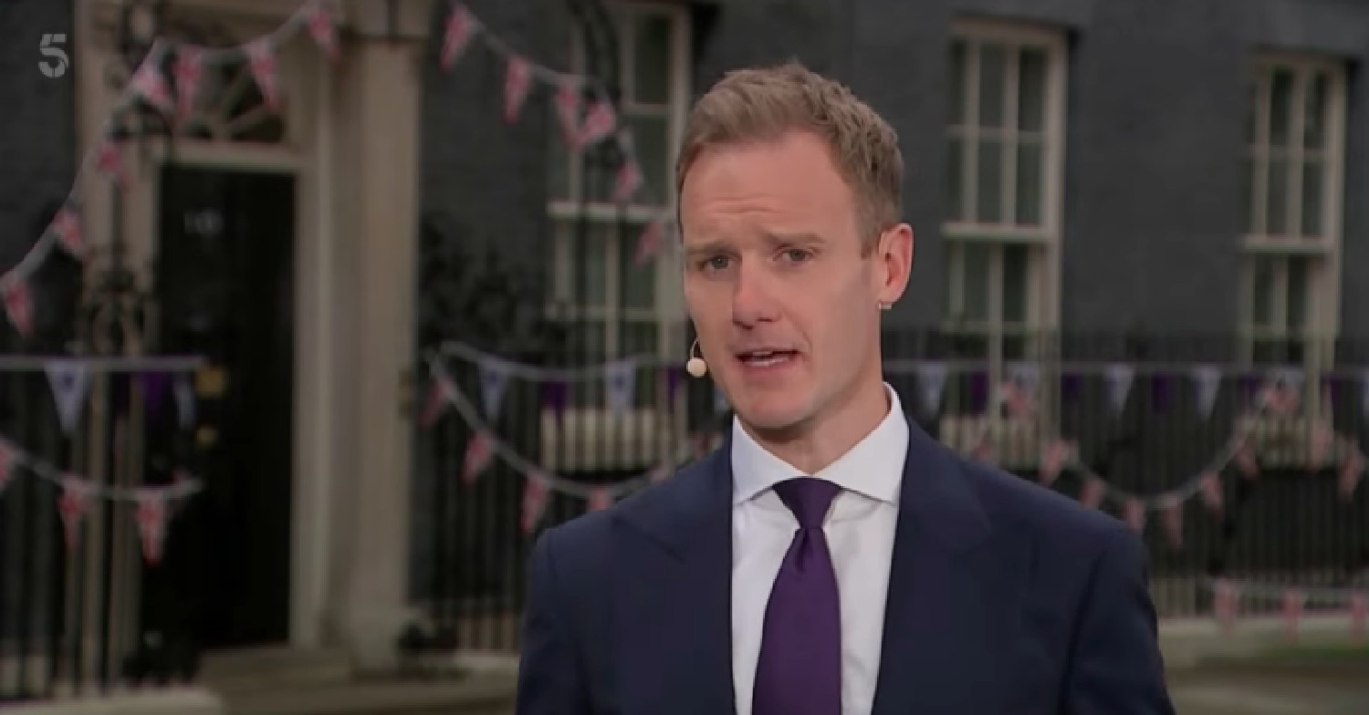 Dan Walker broadcasting outside Downing Street on 5 News