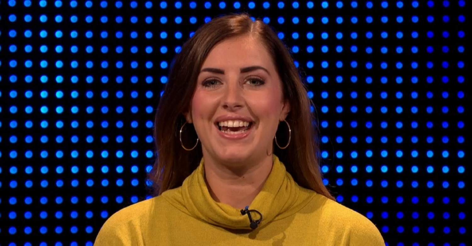 Kellie smiling on The Chase 