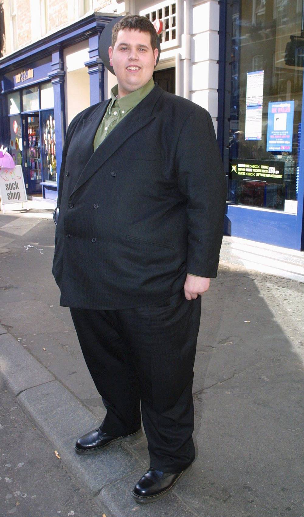 Pop Idol contestants - Rik Waller withdrew from the series