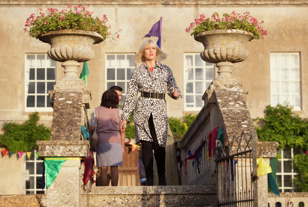 Ashley Jensen as Agatha Raisin in the Curious Curate 
