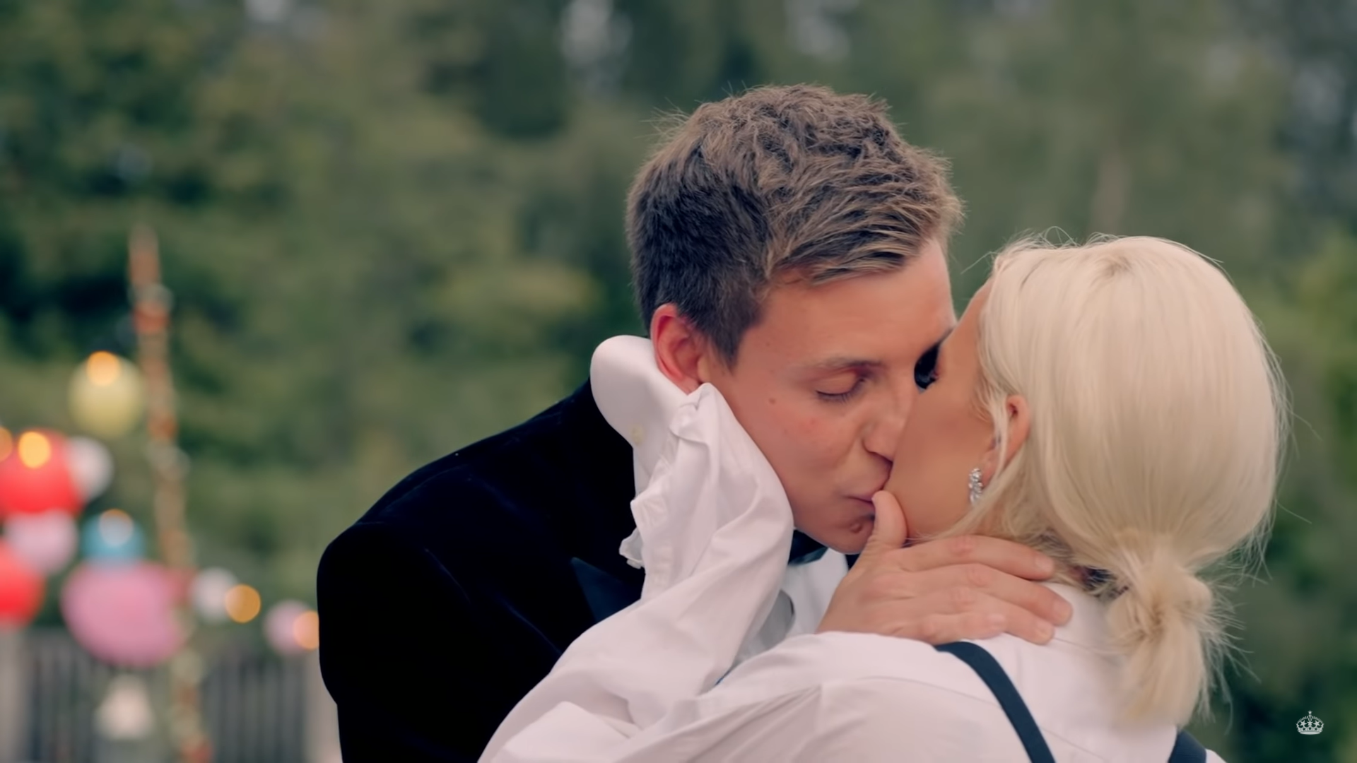 Tristan and Liv first kiss on Made in Chelsea