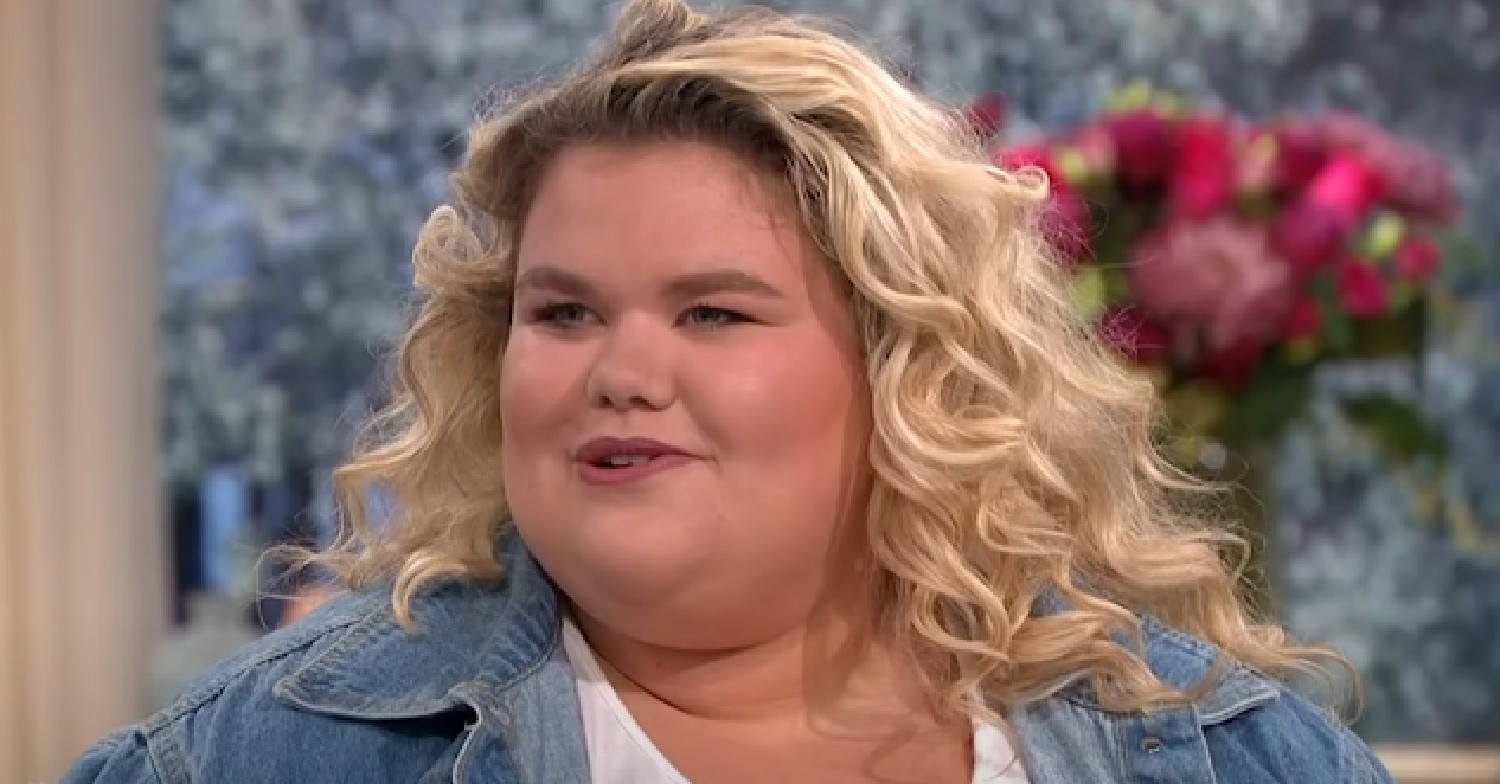 Gogglebox star Amy Tapper speaking on This Morning