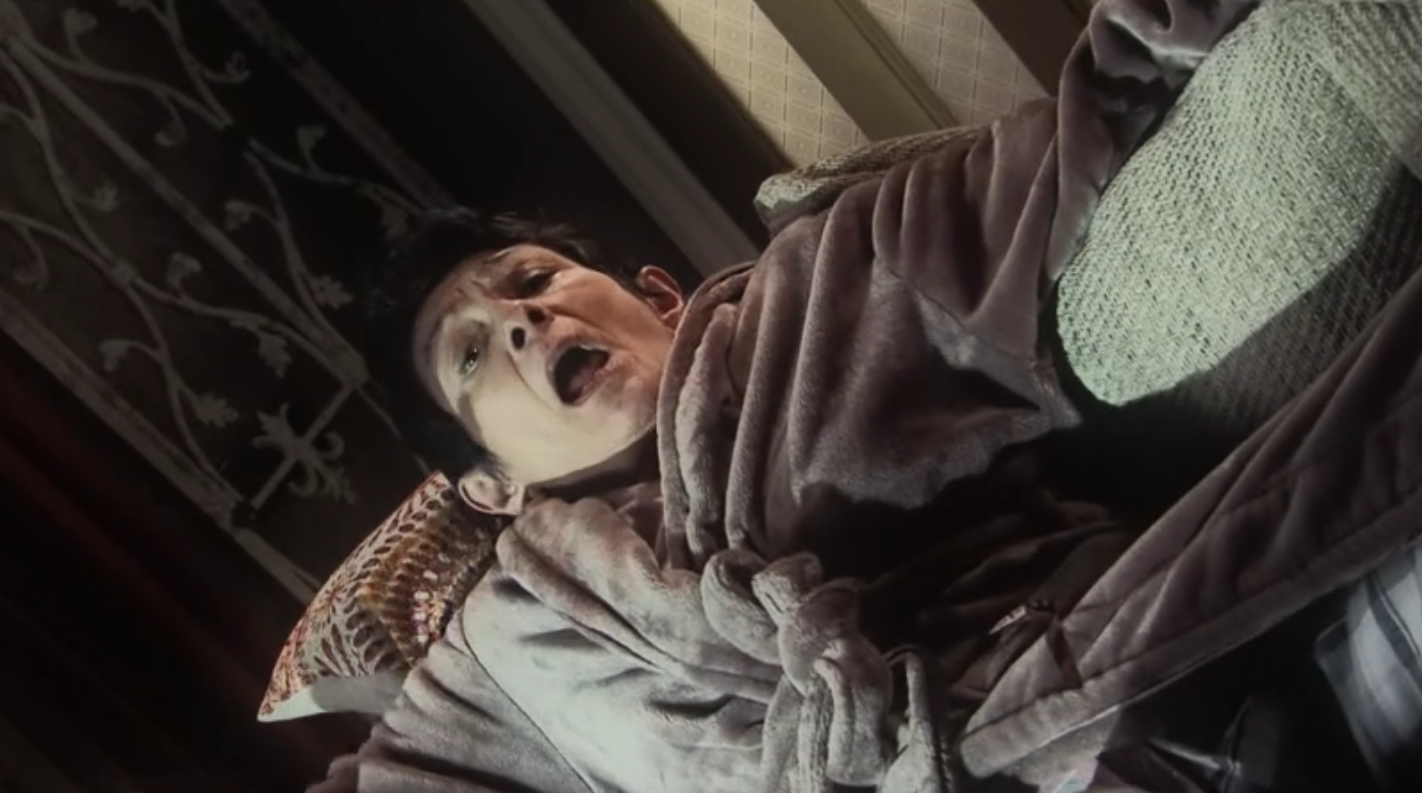 Coronation Street Yasmeen screams during nightmare