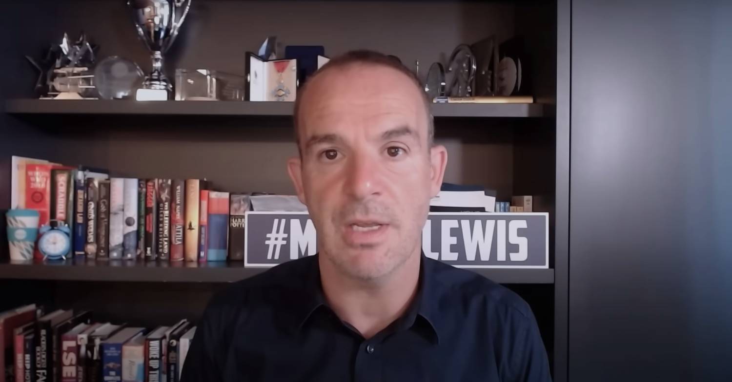 Martin Lewis look series while discussing energy prices