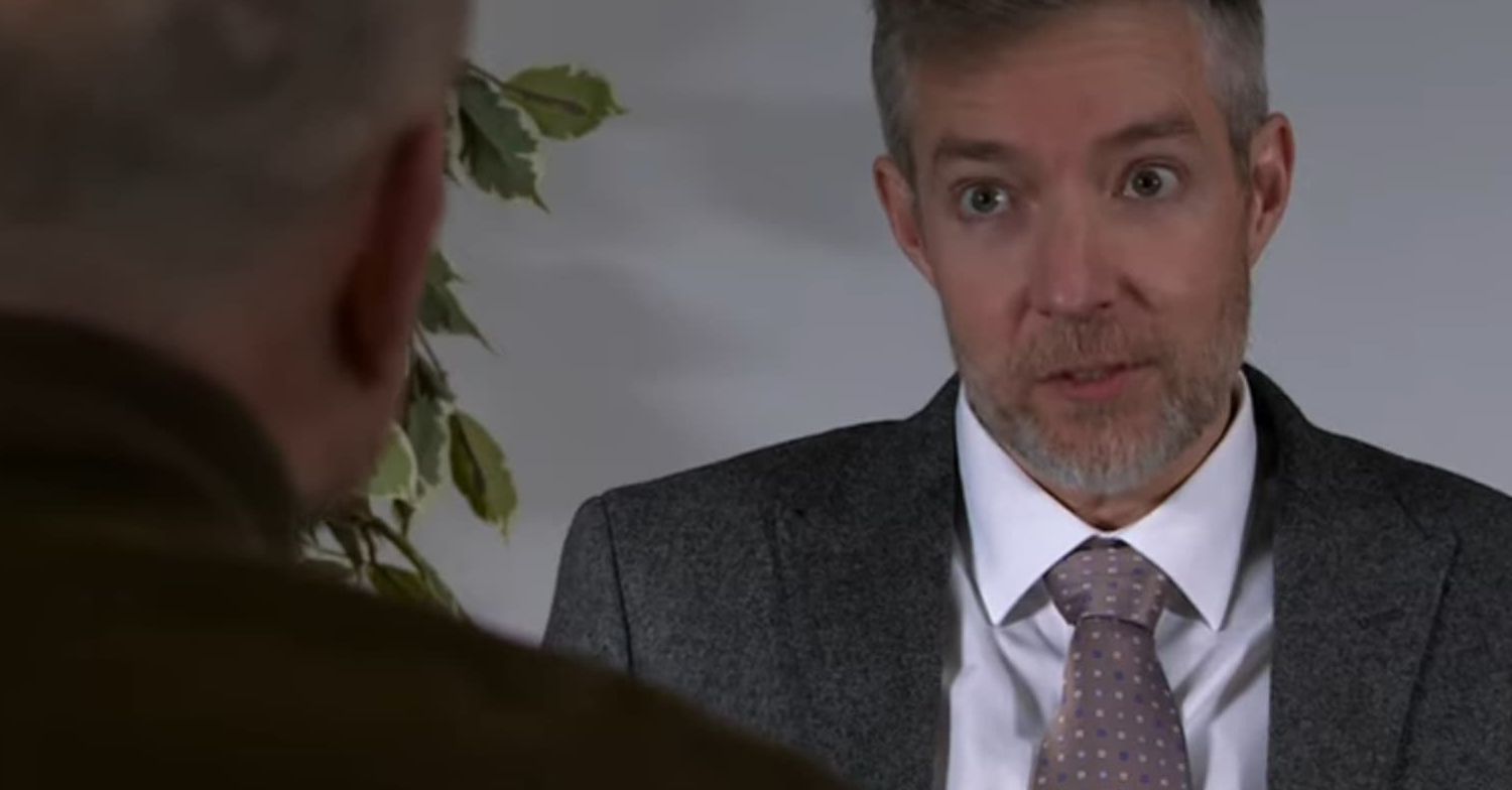 Coronation Street Dr Handley saves James Bailey, Geoffrey Newland's