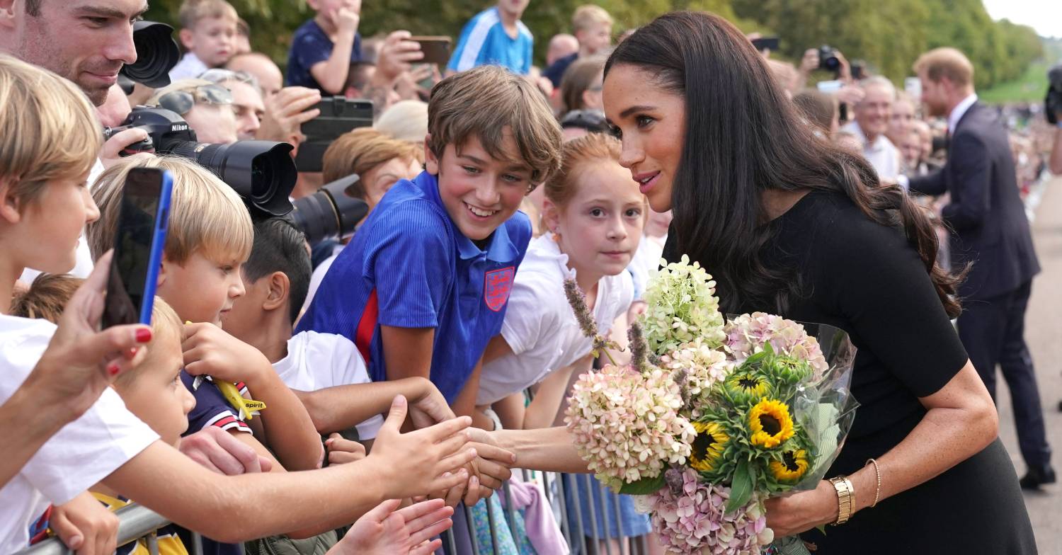Meghan Markle greets well-wishers at Windsor