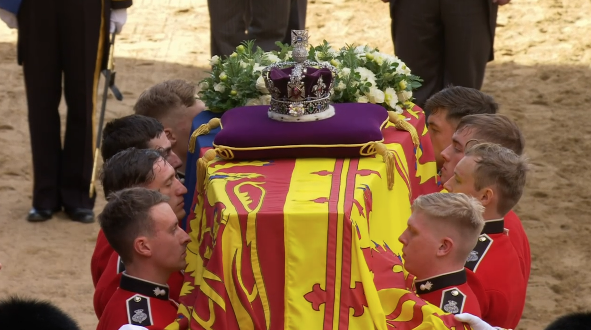 The coffin of the Queen with her crown on top
