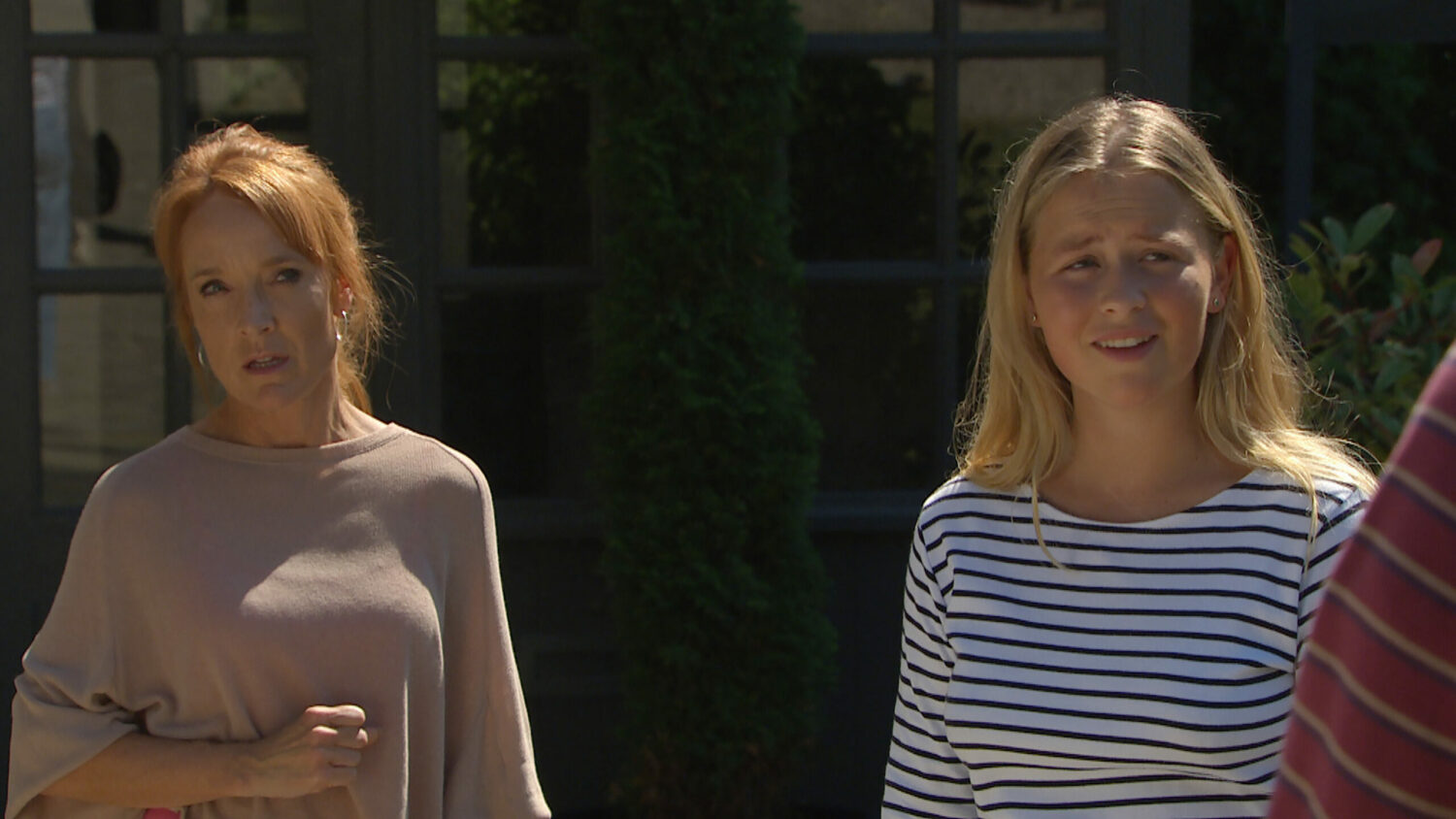 Sandra and Liv looking upset in Emmerdale 