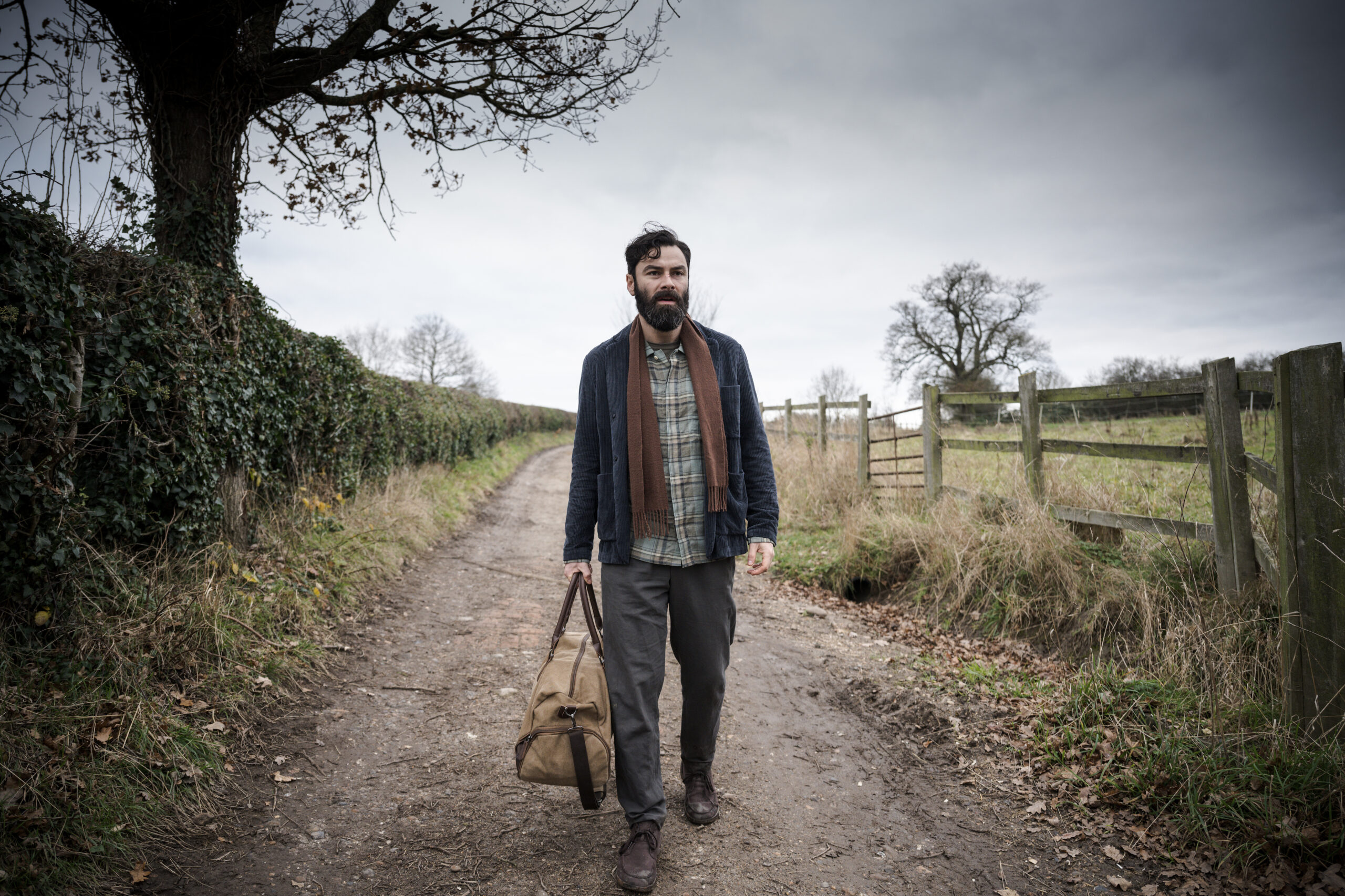 Aidan Turner as Dr Joe McLoughlin 