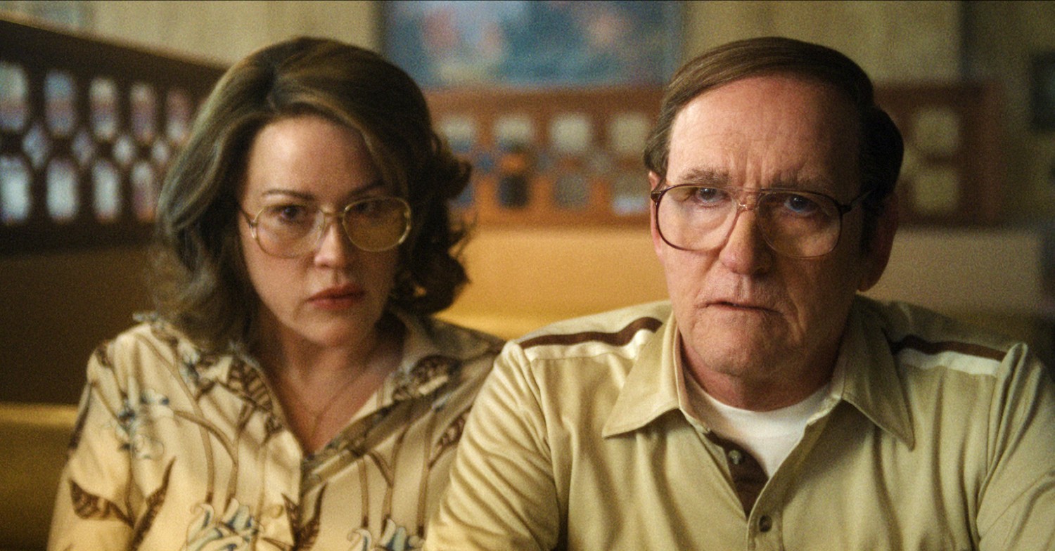 Molly Ringwald and Richard Jenkins look concerned in Monster: The Jeffery Dahmer Story