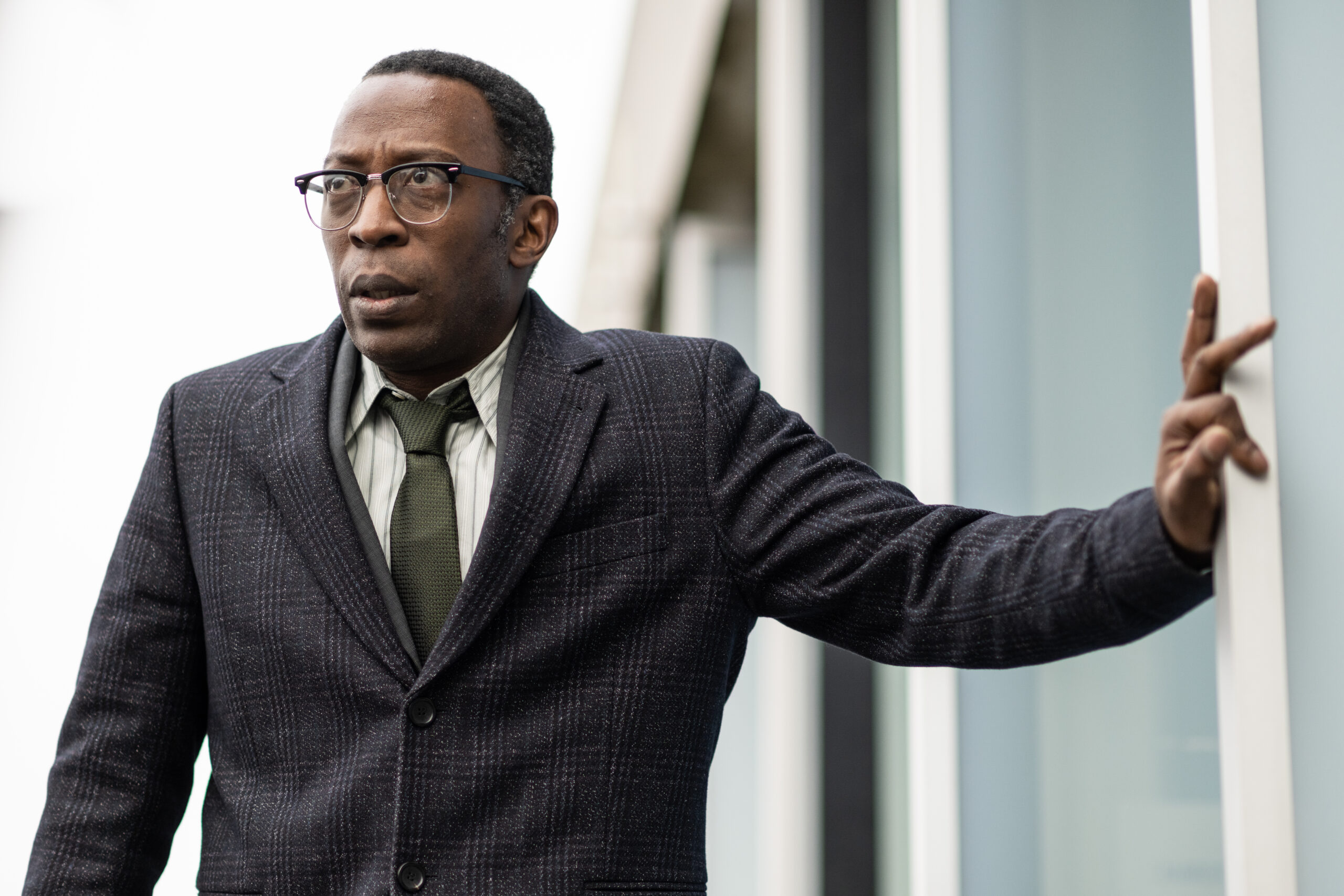 Shaun Parkes looking terrified of heights in The Suspect series finale