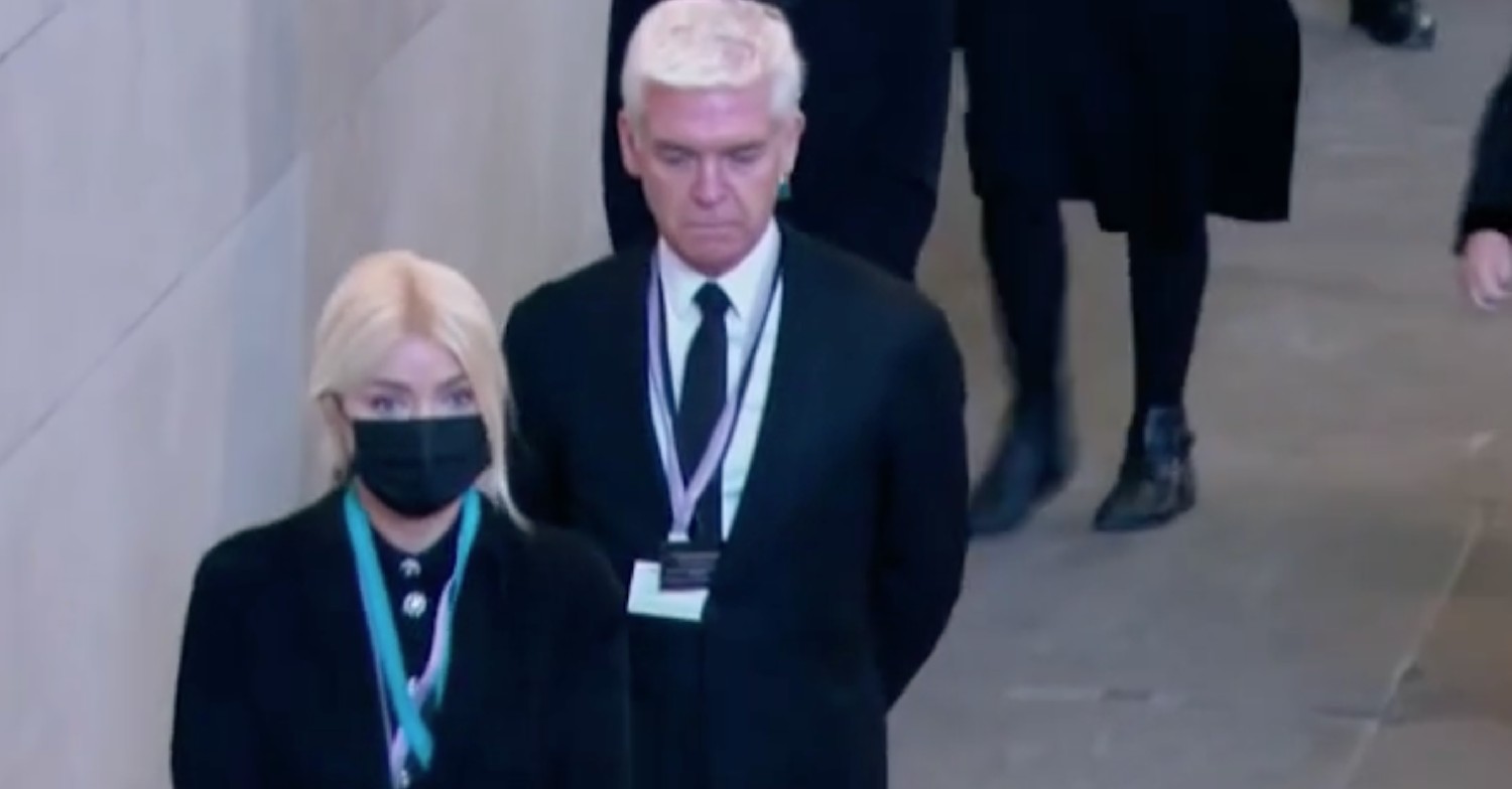 Holly Willoughby and Phillip Schofield in the queue for Queen lying-in-state