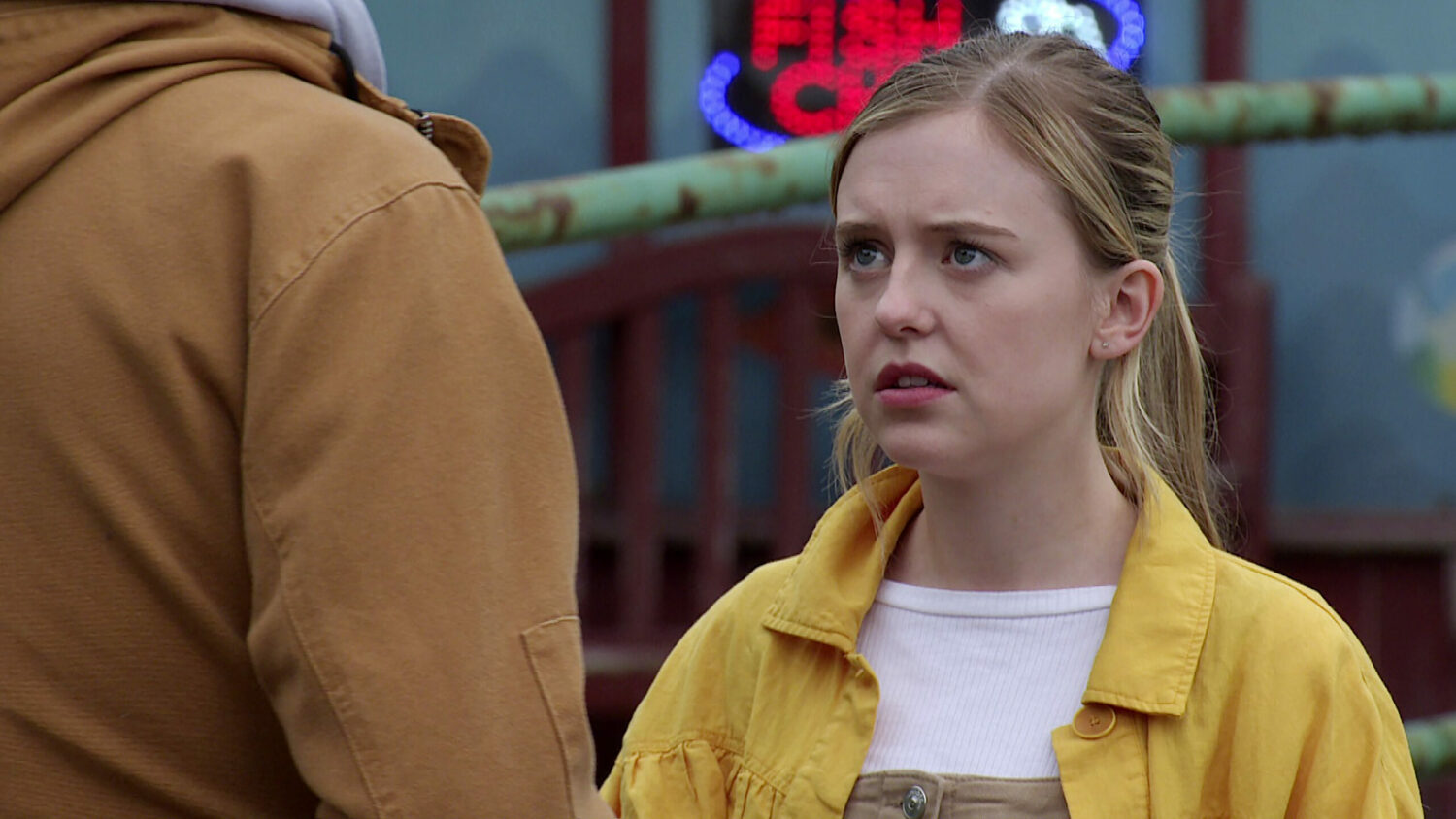 Summer looking worried at boyfriend Aaron in Corrie