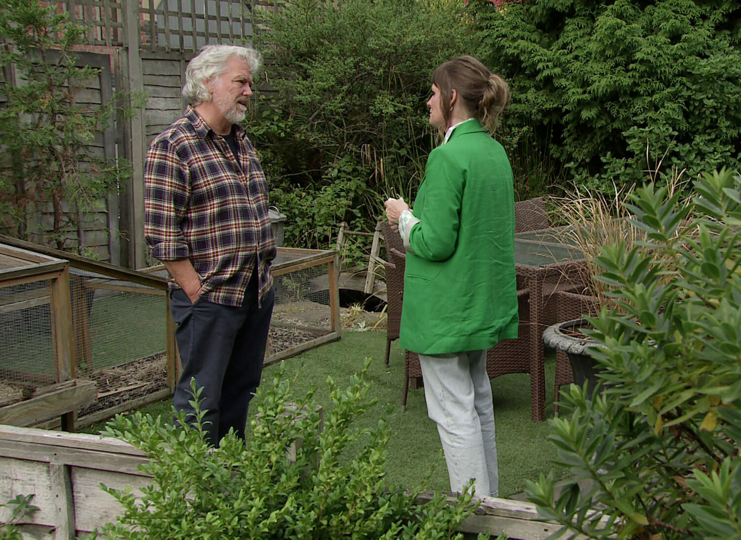 Coronation Street Stu talking to a crying Bridget outside