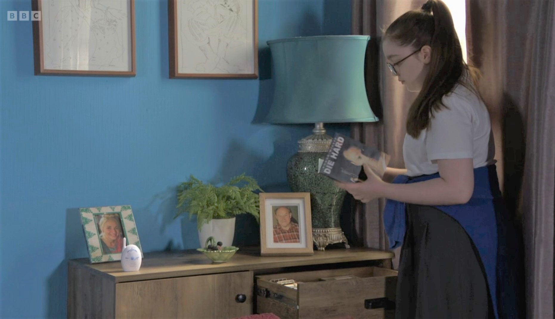 EastEnders Scarlett puts incriminating photo in a Christmas DVD case