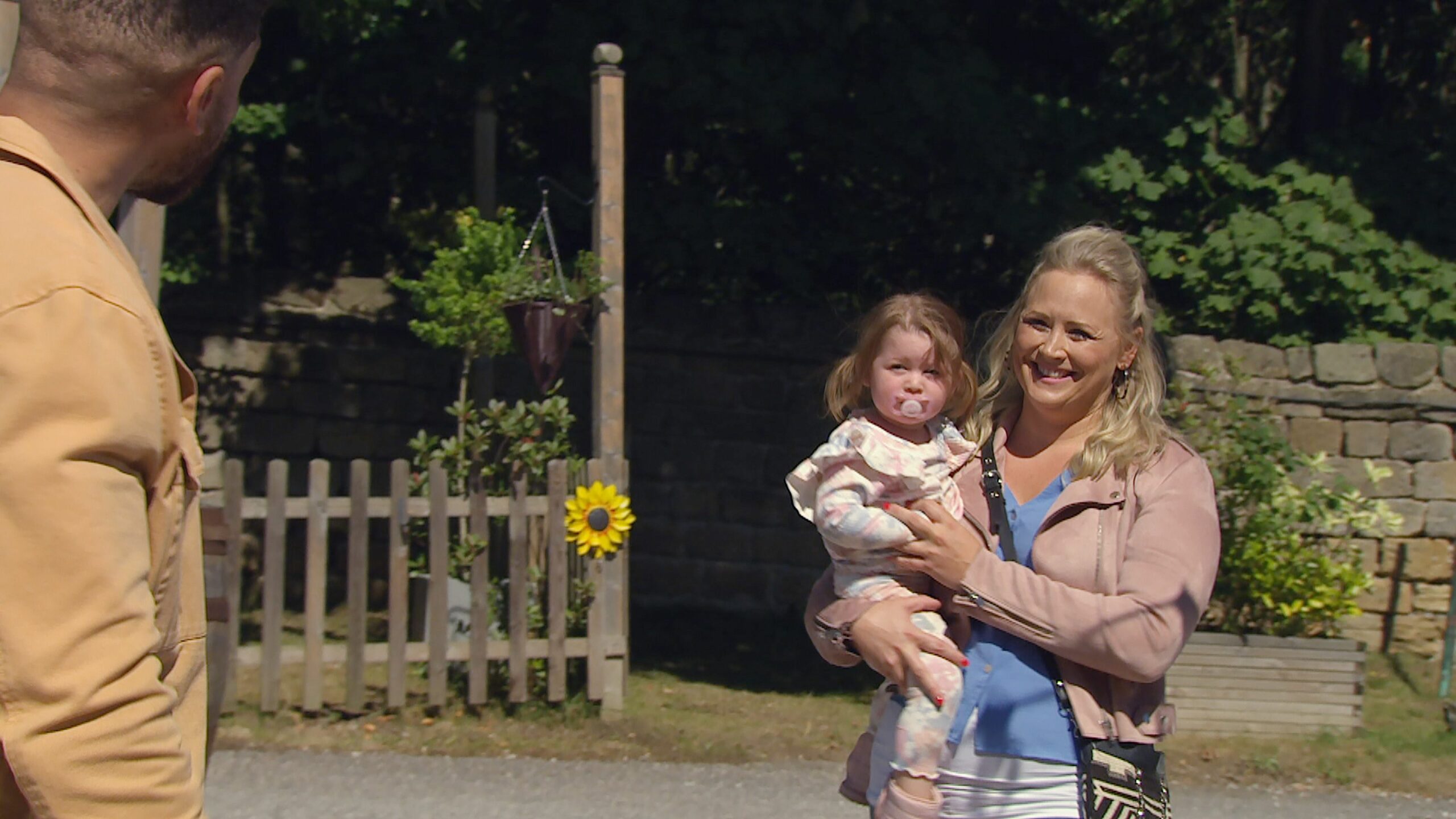 Emmerdale Tracy Metcalfe looks happy with daughter Frankie