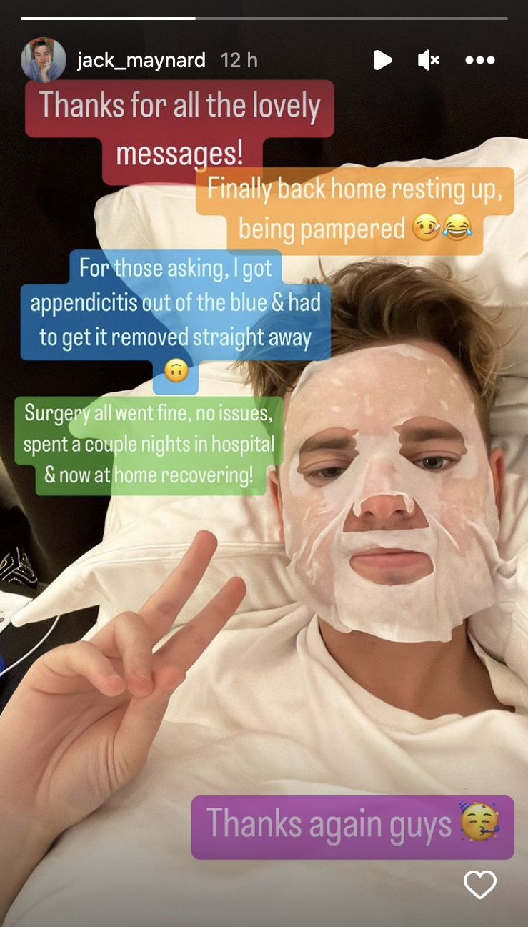 Jack Maynard wearing a face mask on his Instagram story