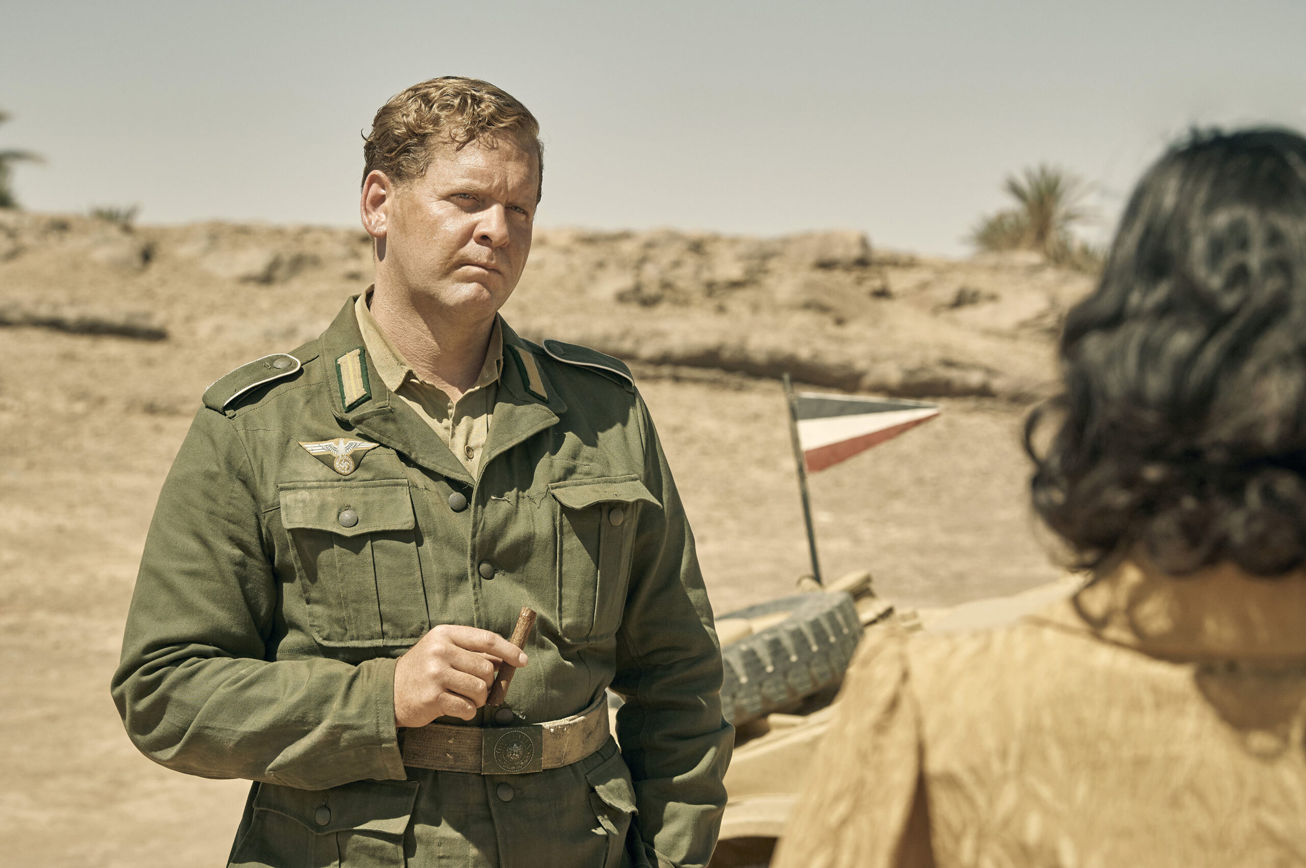 Randolph Churchill wearing army uniform in SAS Rogue Heroes