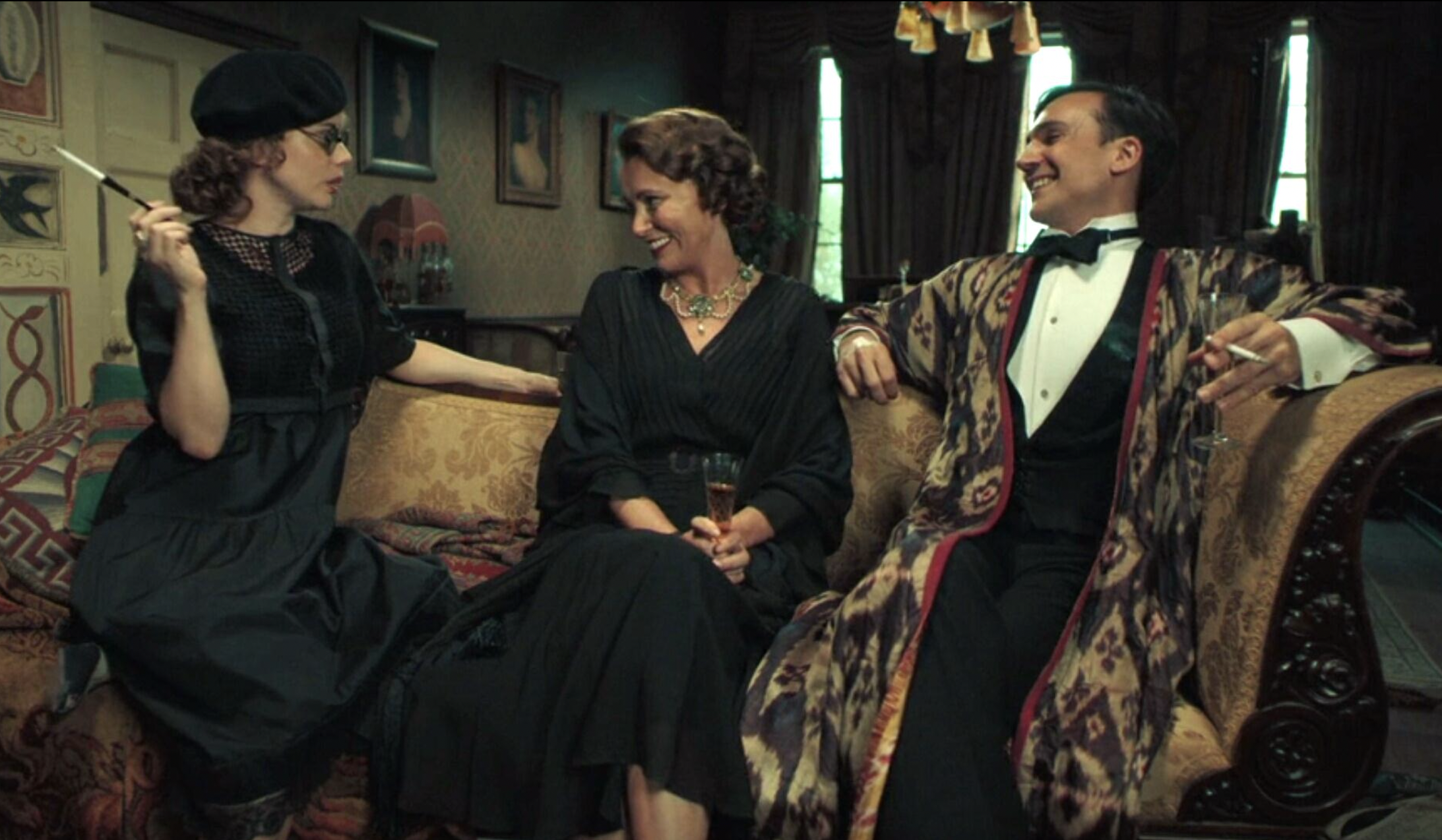 Henry Lloyd-Hughes as Durant in The Durrells