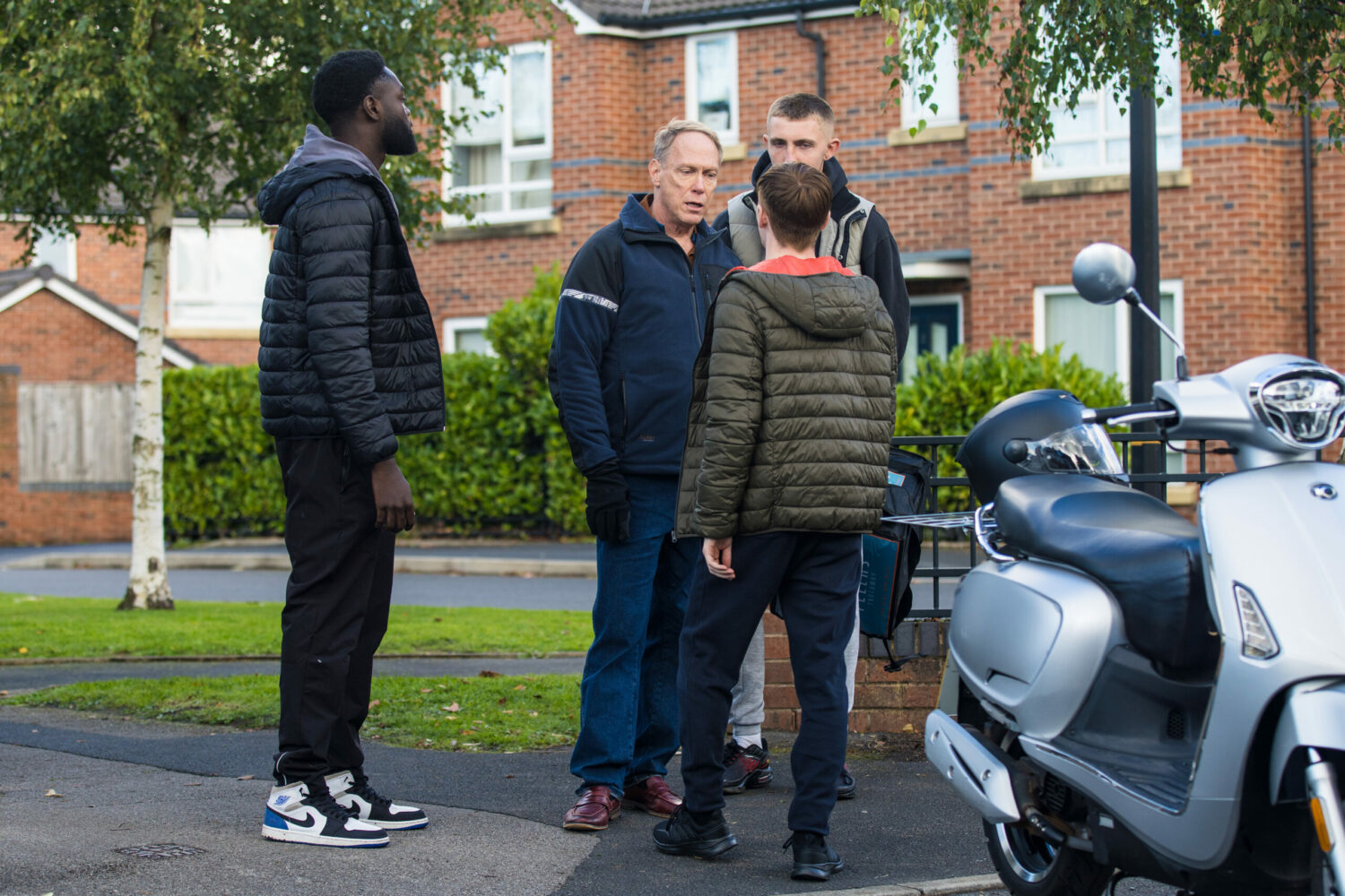Coronation Street: Stephen is accosted by youths and tries to stand his ground