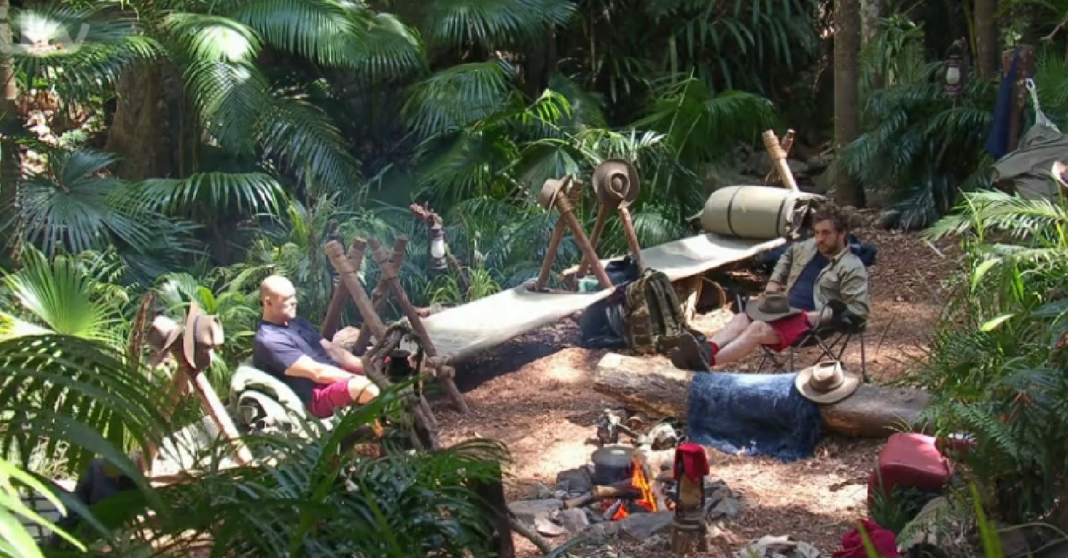 Seann Walsh and Mike Tindall discuss politics in the I'm A Celeb jungle
