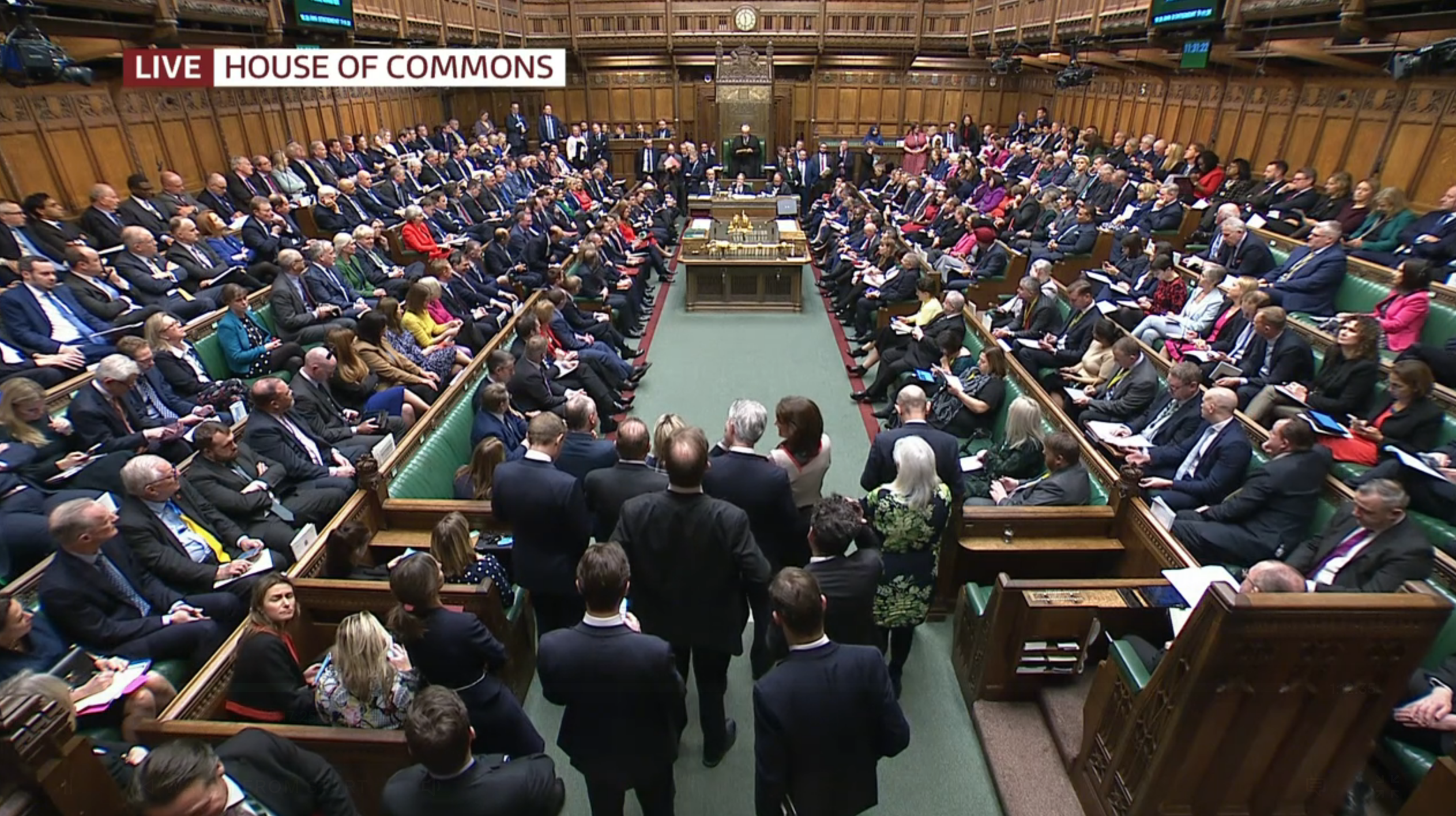 MPs gathering to watch the Autumn Statement 2022