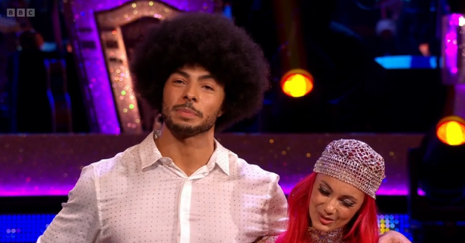 Tyler West and Dianne Buswell during results show