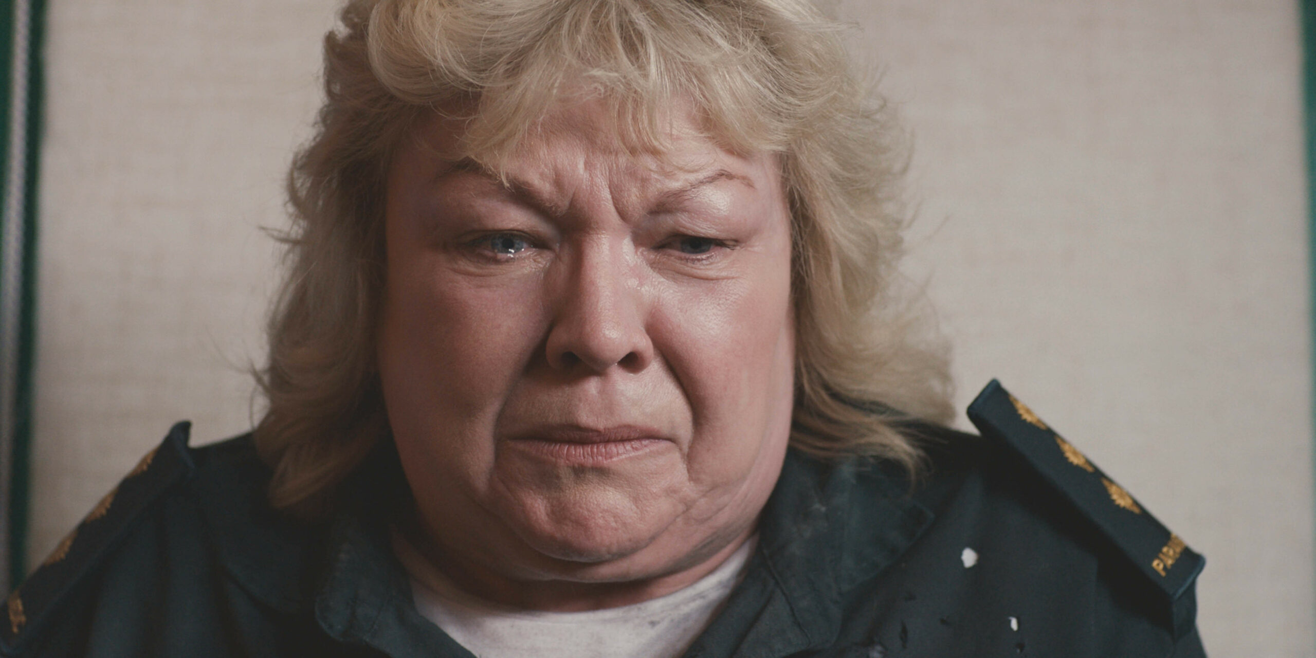 Jan crying in Casualty tonight