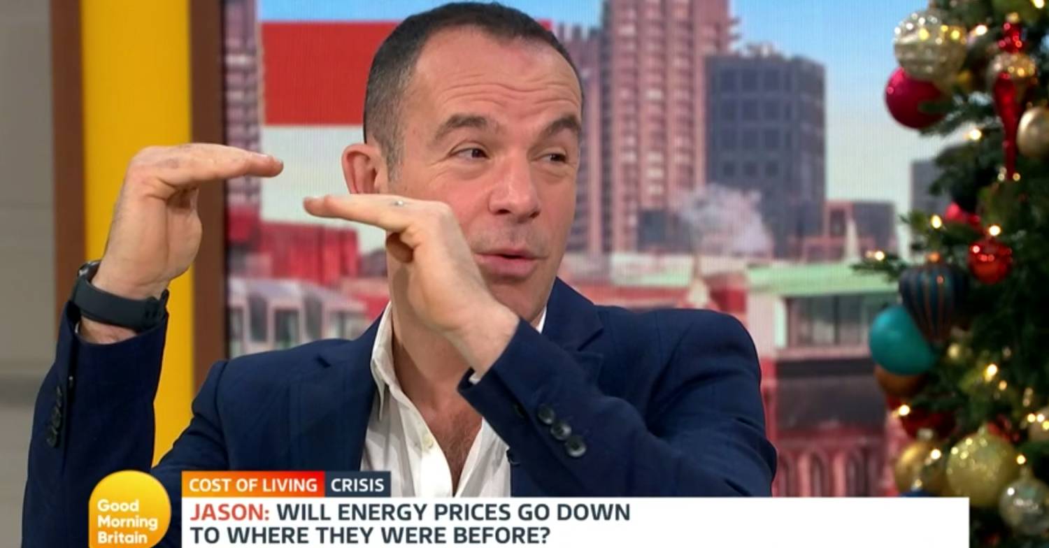 Martin lewis issues warning over energy bills on gmb